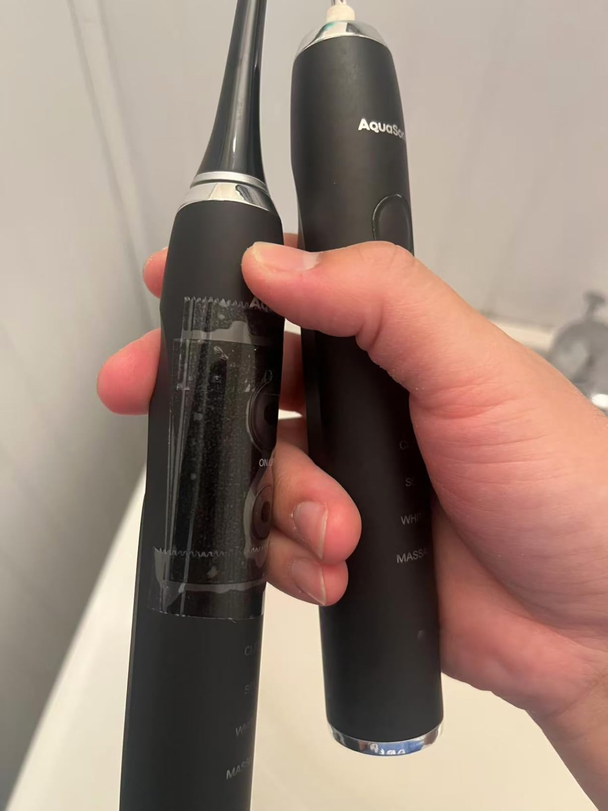 Aquasonic Black Series Ultra Whitening Toothbrush, ADA Accepted, 8 Brush Heads & Travel Case, 40,000 VPM Electric Motor & Wireless Charging, 4 Modes w/ Smart Timer customer photo 2