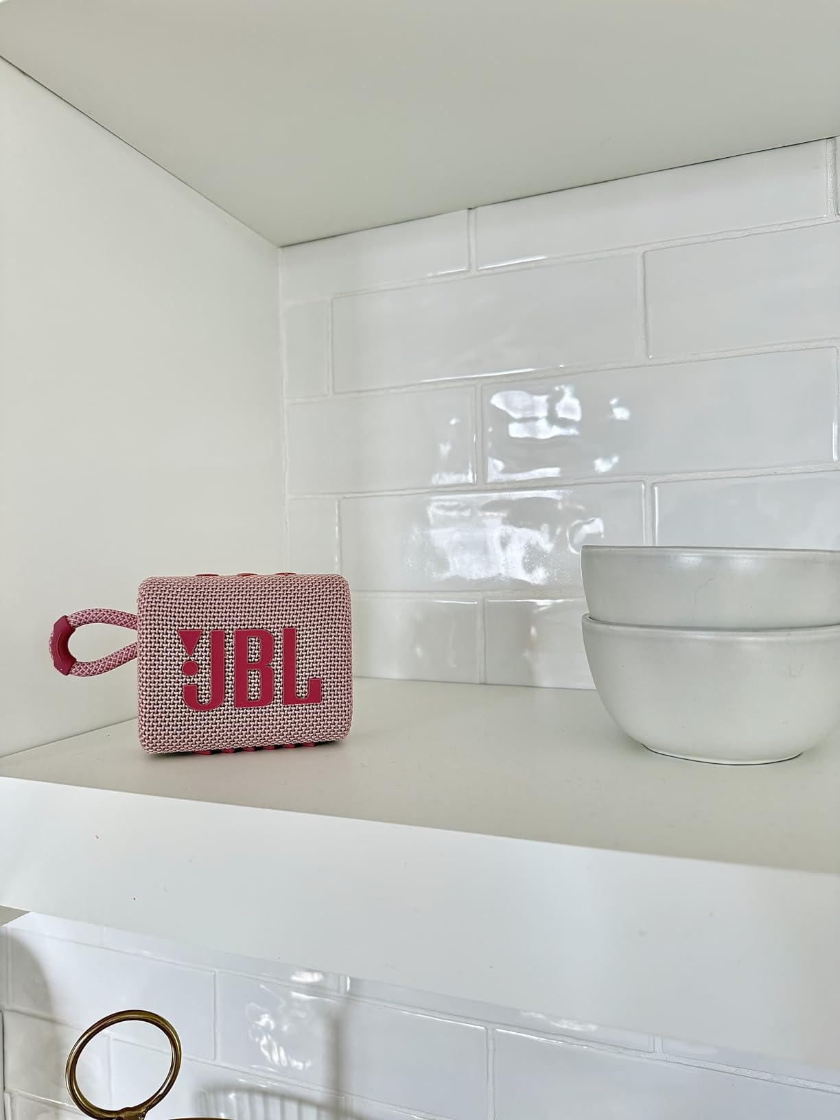 JBL Go 3 - Portable Mini Bluetooth Speaker, big audio and punchy bass, IP67 waterproof and dustproof, 5 hours of playtime, speaker for home, outdoor and travel (Black) customer photo 2