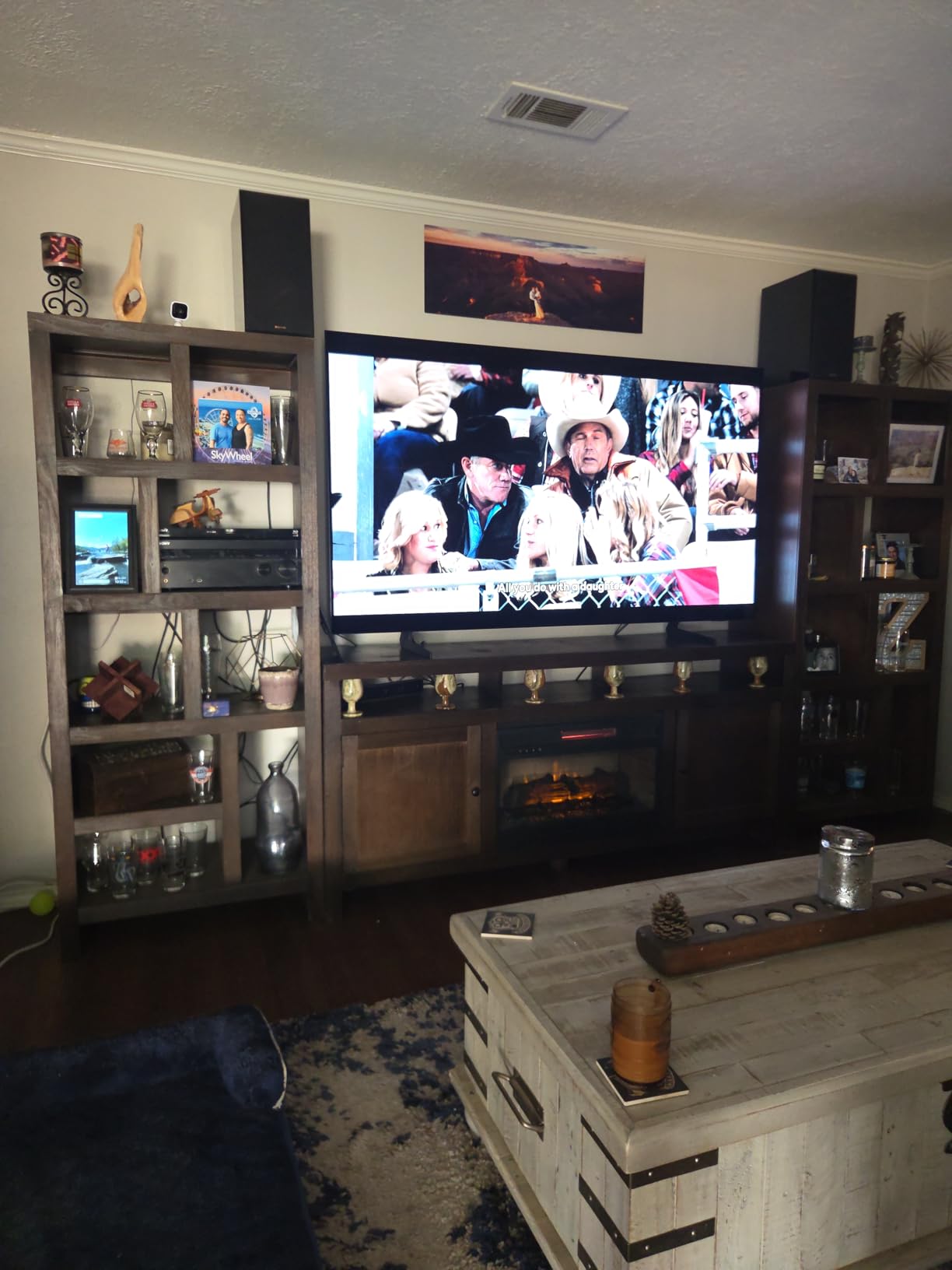 Samsung 65-Inch Class OLED 4K S85F Series, Vision AI Smart TV (2025 Model, 65S85F) Object Tracking Sound Lite w/Dolby Atmos, NQ4 AI Gen2 Processor, Contour Design, Color Booster Pro, Alexa Built-in customer photo 1