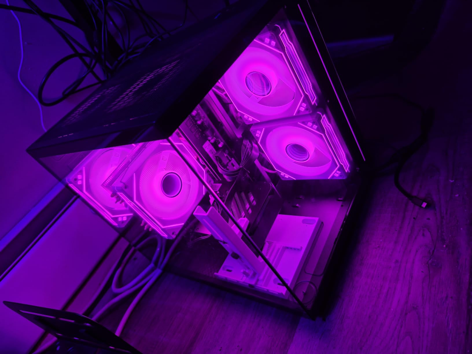 Gaming PC Desktop Ryzen 7 5700X, GeForce RTX 5060, 32G DDR4 RAM, 1TB NVME SSD, WiFi 6, 4K Prebuilt Tower Computer for VR Gaming, Streaming, Home and Office (White) customer photo 1