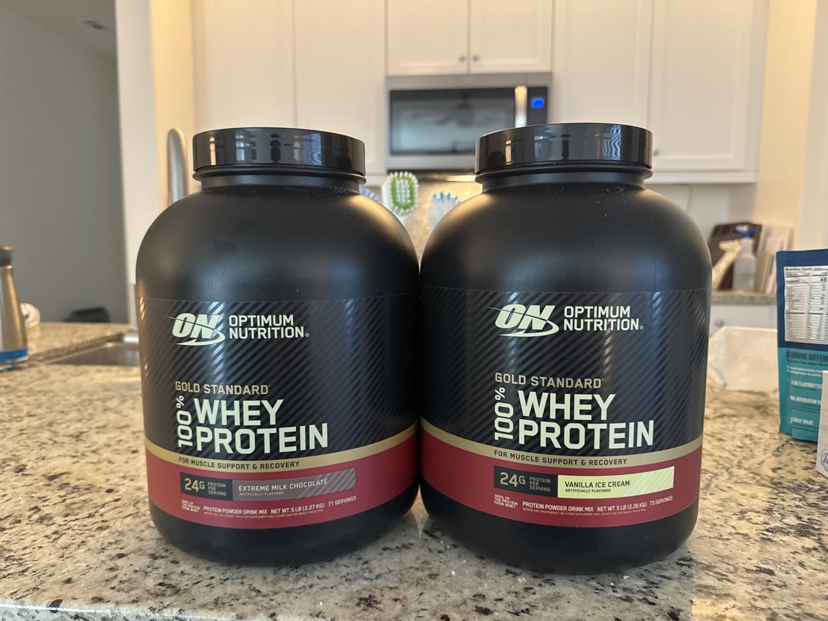 Optimum Nutrition Gold Standard 100% Whey Protein Powder, Extreme Milk Chocolate, 5 Pound (Packaging May Vary) customer photo 1