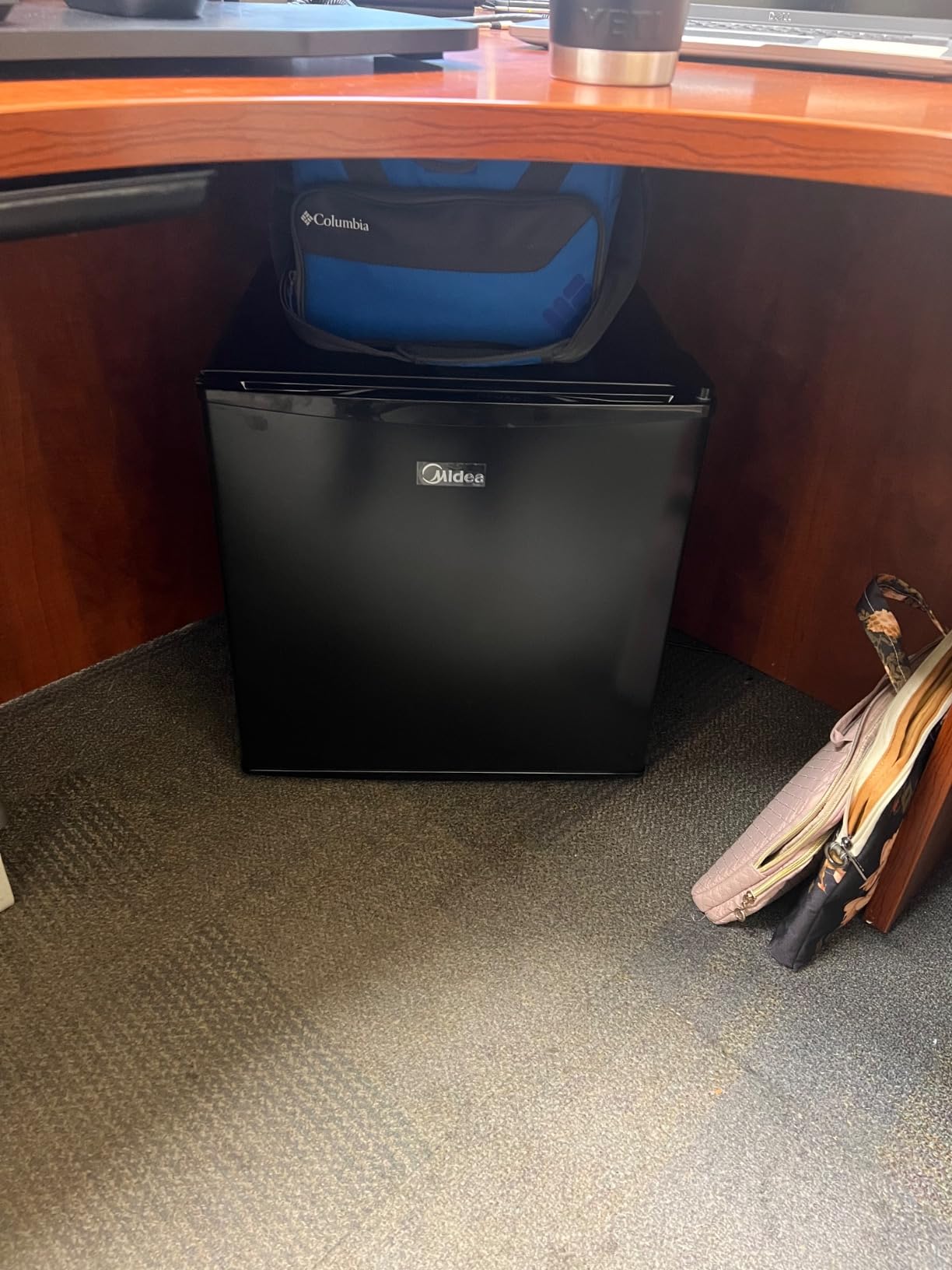 Midea WHS-65LB1 Compact Single Reversible Door Refrigerator, 1.6 Cubic Feet(0.045 Cubic Meter), Black customer photo 2