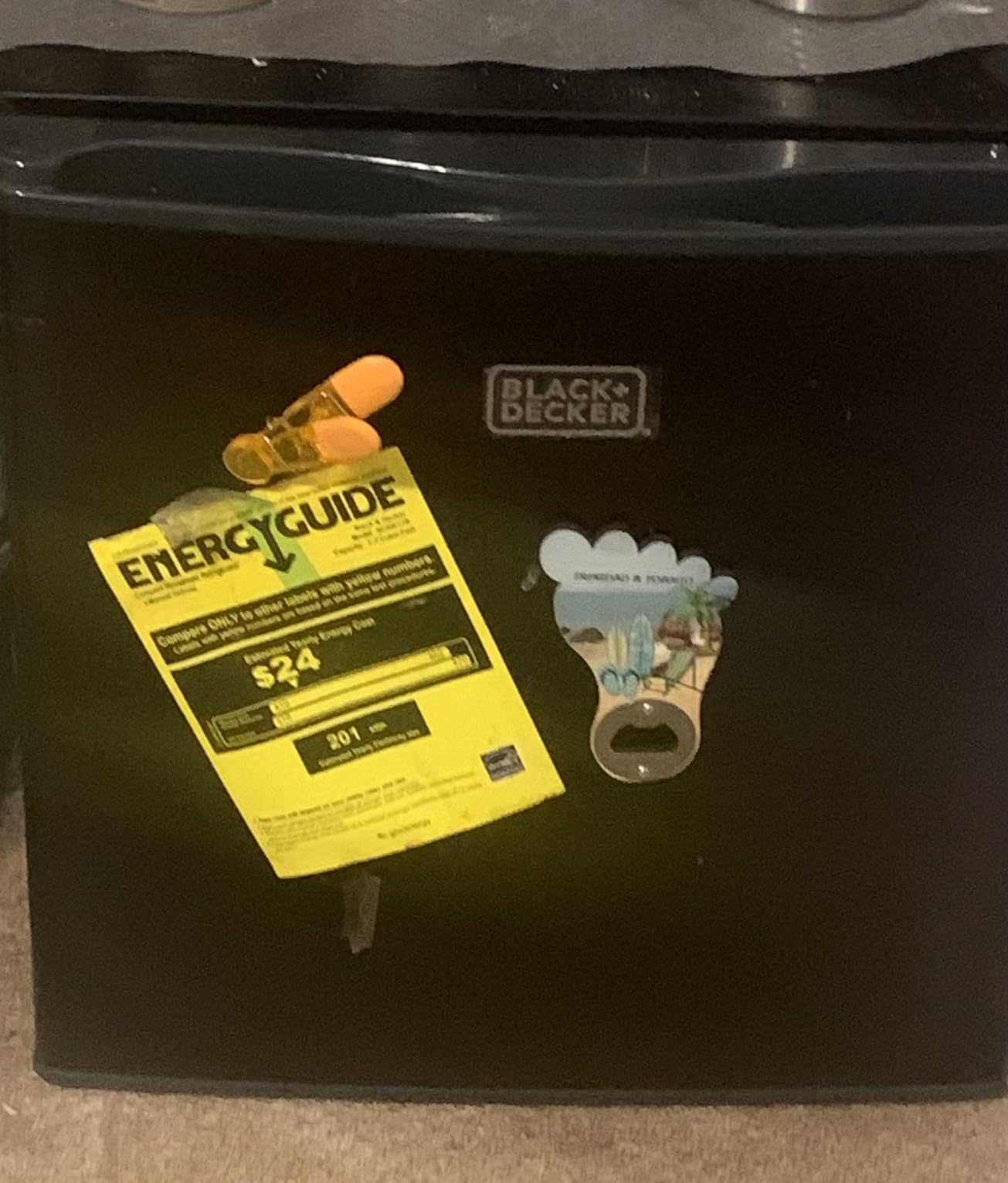 BLACK+DECKER 2.5 Cu. Ft. Compact Refrigerator, ENERGY STAR Certified, Single Door Mini Fridge with Chiller Compartment, Personal Fridge for Home or Dorm Room, R600a Refrigerant, BCRK25V,Stainless Look customer photo 2