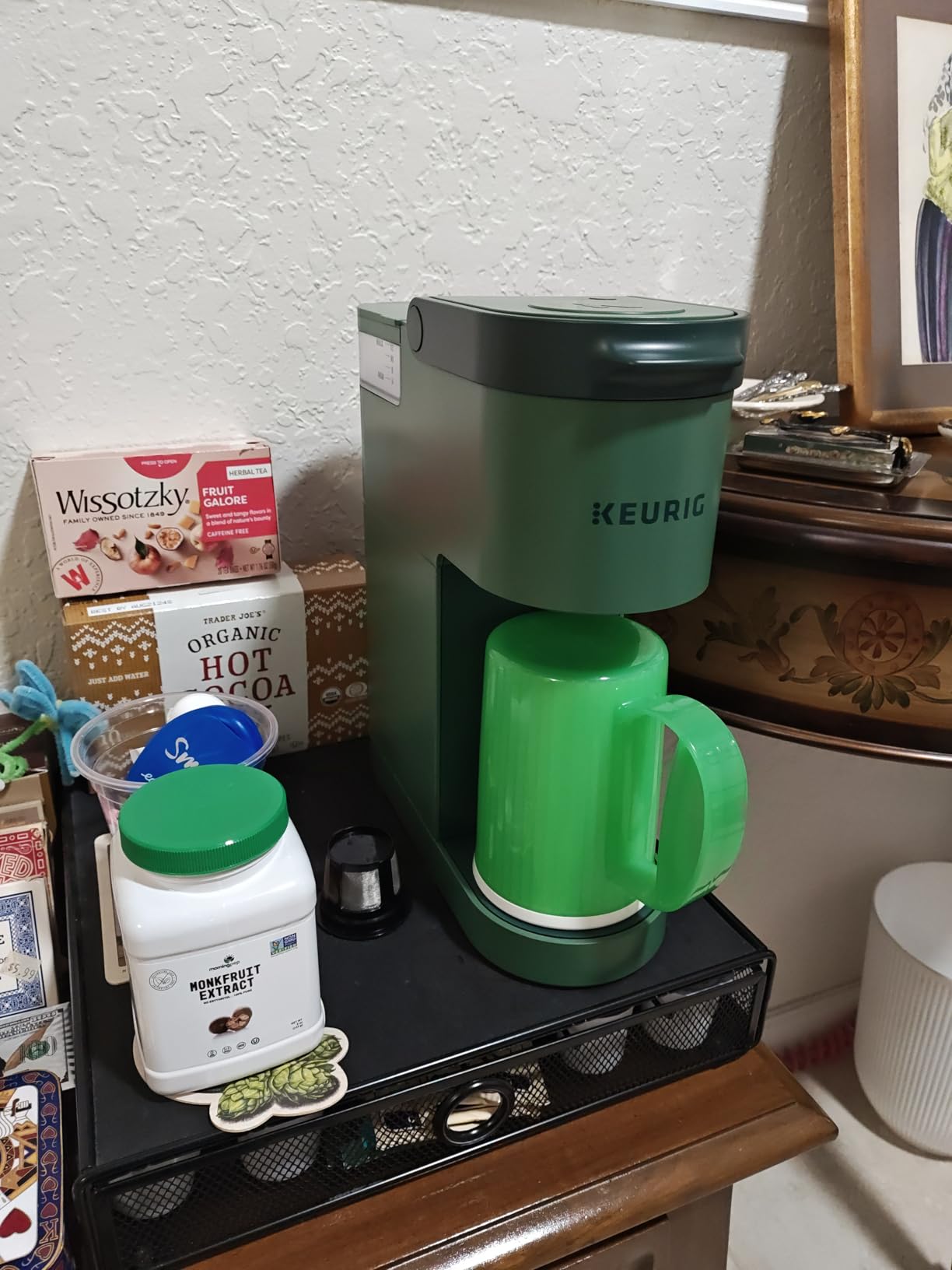 K-Mini Single Serve K-Cup Pod Coffee Maker, 6 to 12oz Brew size, with Cord Storage, Perfect for Small Spaces, Black customer photo 1