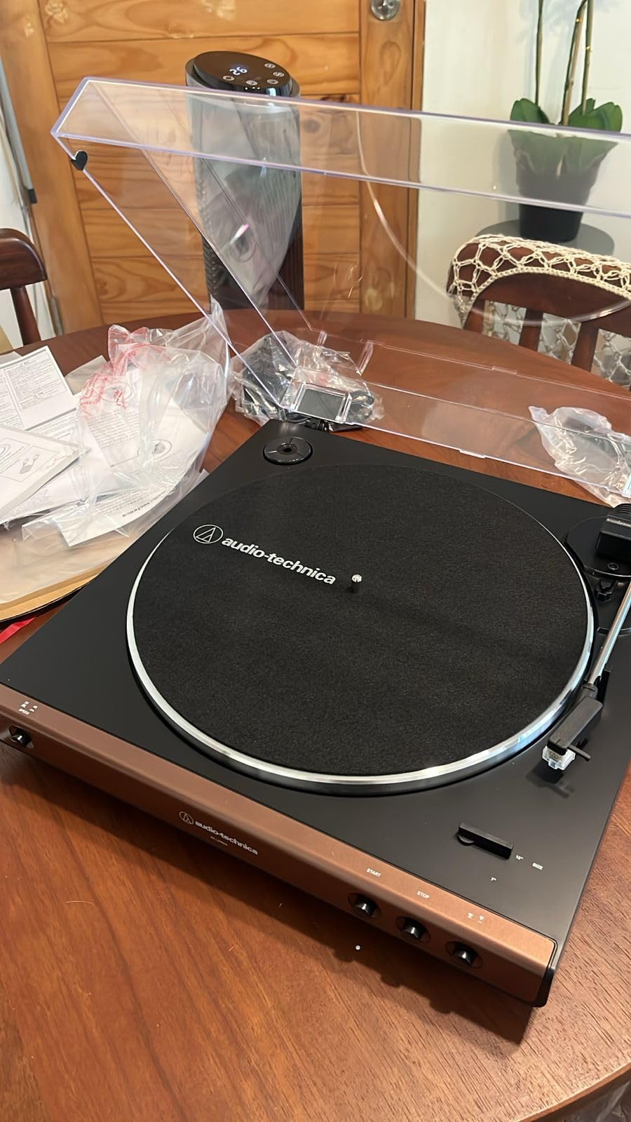 Audio-Technica AT-LP60X-GM Fully Automatic Belt-Drive Stereo Turntable, Gunmetal/Black, Hi-Fidelity, Plays 33-1/3 and 45 RPM Vinyl Records, Dust Cover, Anti-Resonance, Die-Cast Aluminum Platter customer photo 1