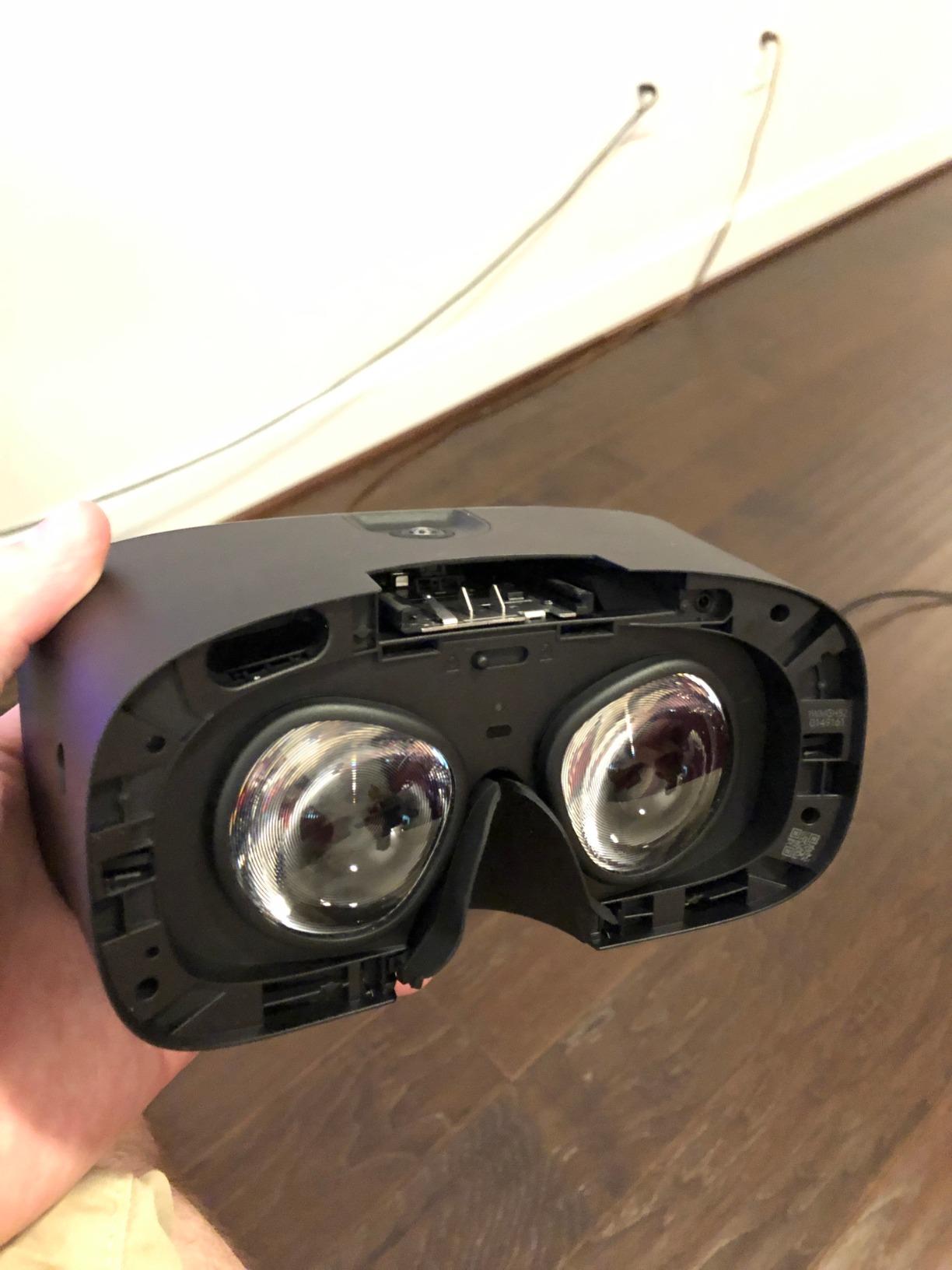 Oculus Rift S PC-Powered VR Gaming Headset customer photo 1