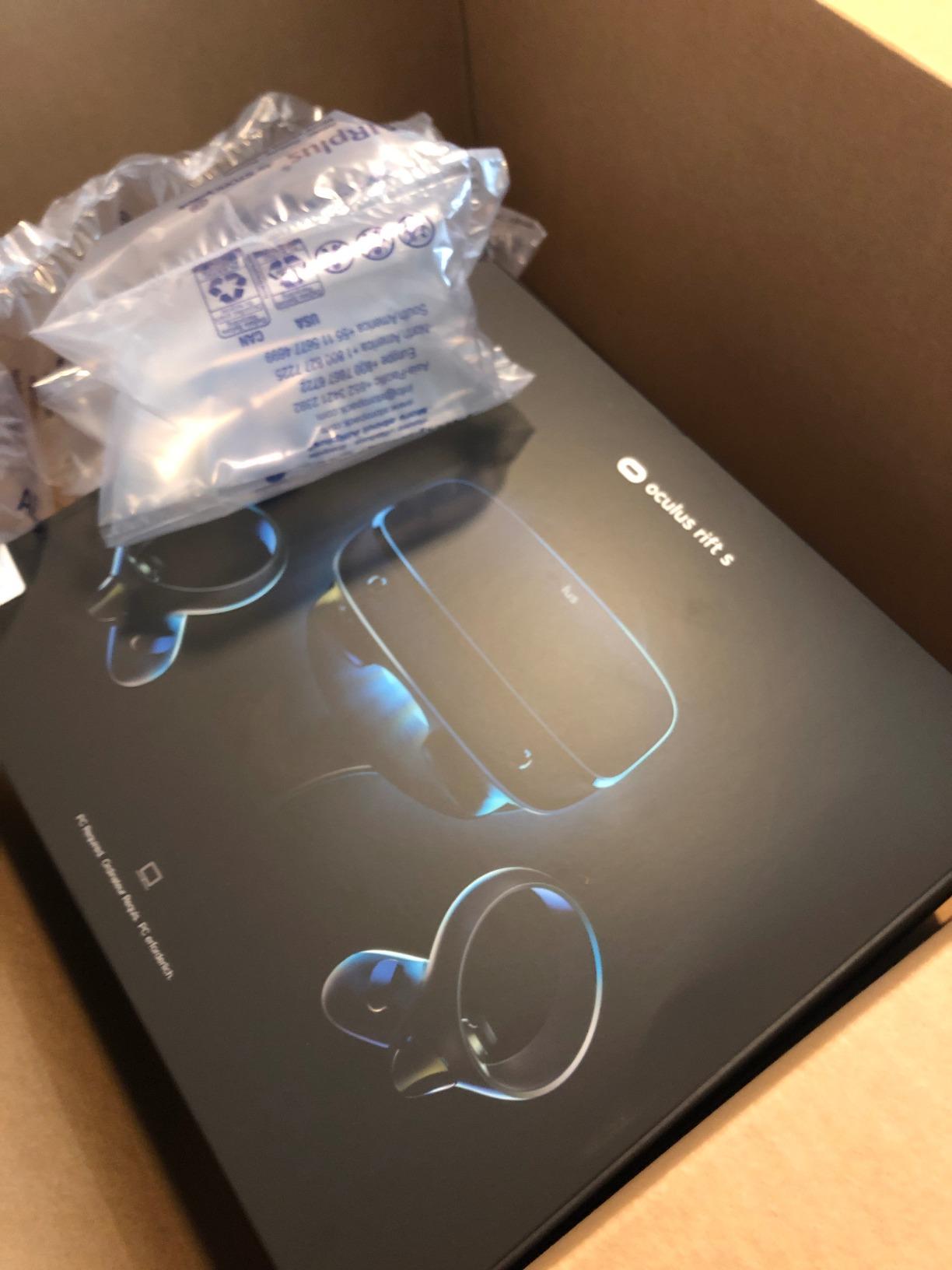 Oculus Rift S PC-Powered VR Gaming Headset customer photo 2