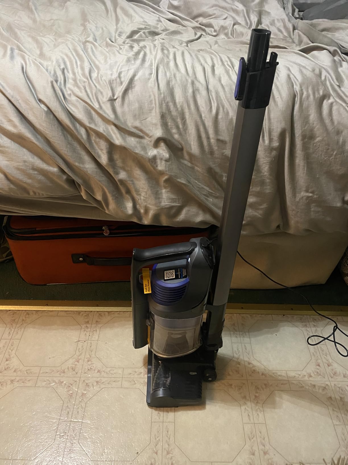 Pet Cordless Vacuum Cleaner | LED Headlights | Removable Handheld Vacuum for Pet Hair | Crevice Tool & Pet Multi-Tool Included | 40min Runtime | For Carpet & Hard Floors | Grey | IX141 customer photo 1