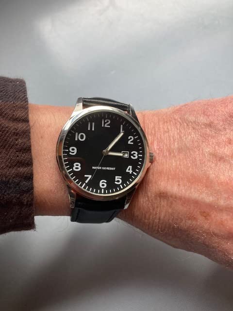 Men's Easy to Read 42mm Leather Band Analog Watch customer photo 2