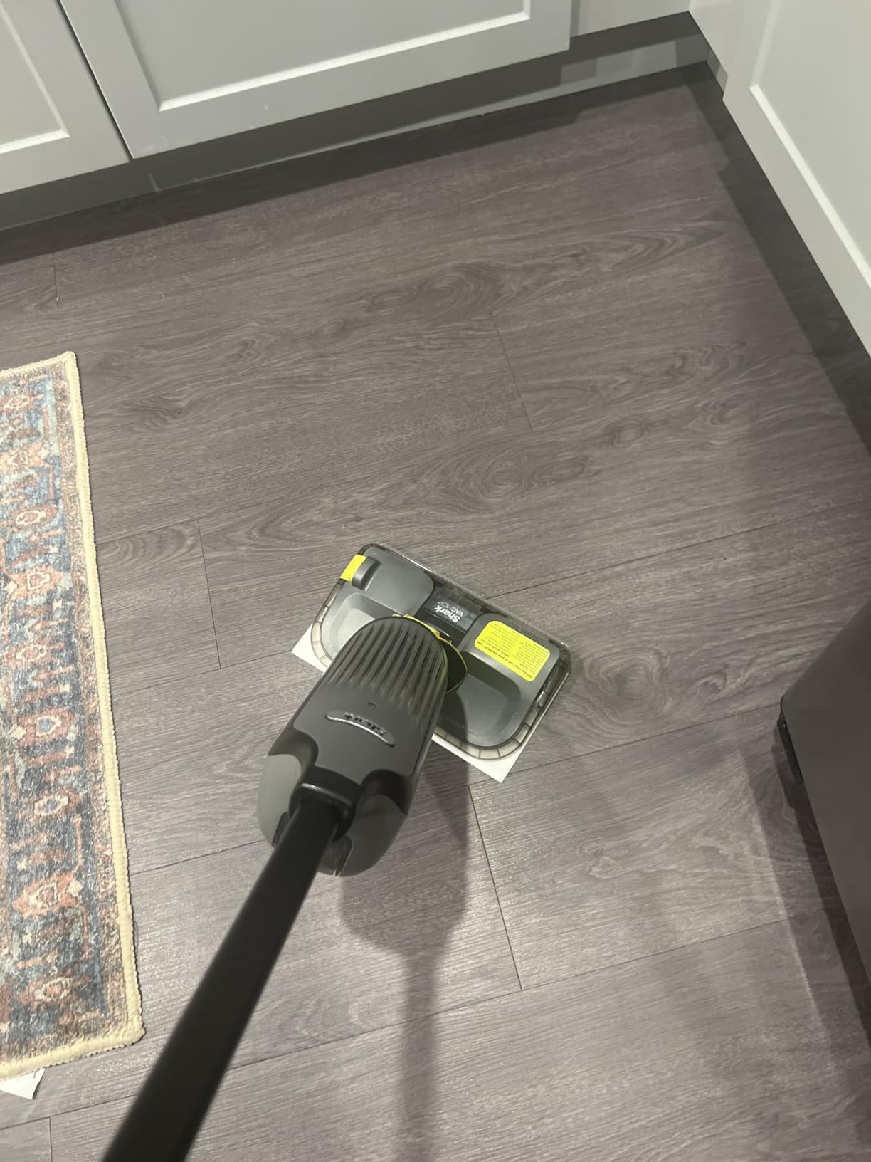 VACMOP Cordless Hard Floor Cleaner, Vacuum and Spray Mop, Powerful Suction, Lightweight, LED Headlights, Includes 4 Disposable Pads, 12oz Multi-Surface Cleaning Solution, Gray, VM252 customer photo 2