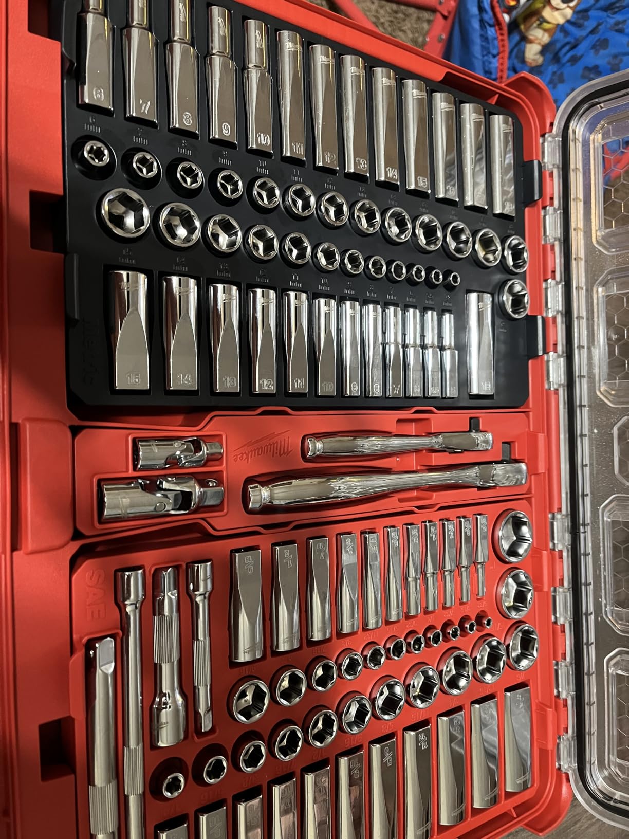 Milwaukee Electric 1/4-3/8 Drive 106-Piece Ratchet and Socket Set in Packout Case customer photo 2