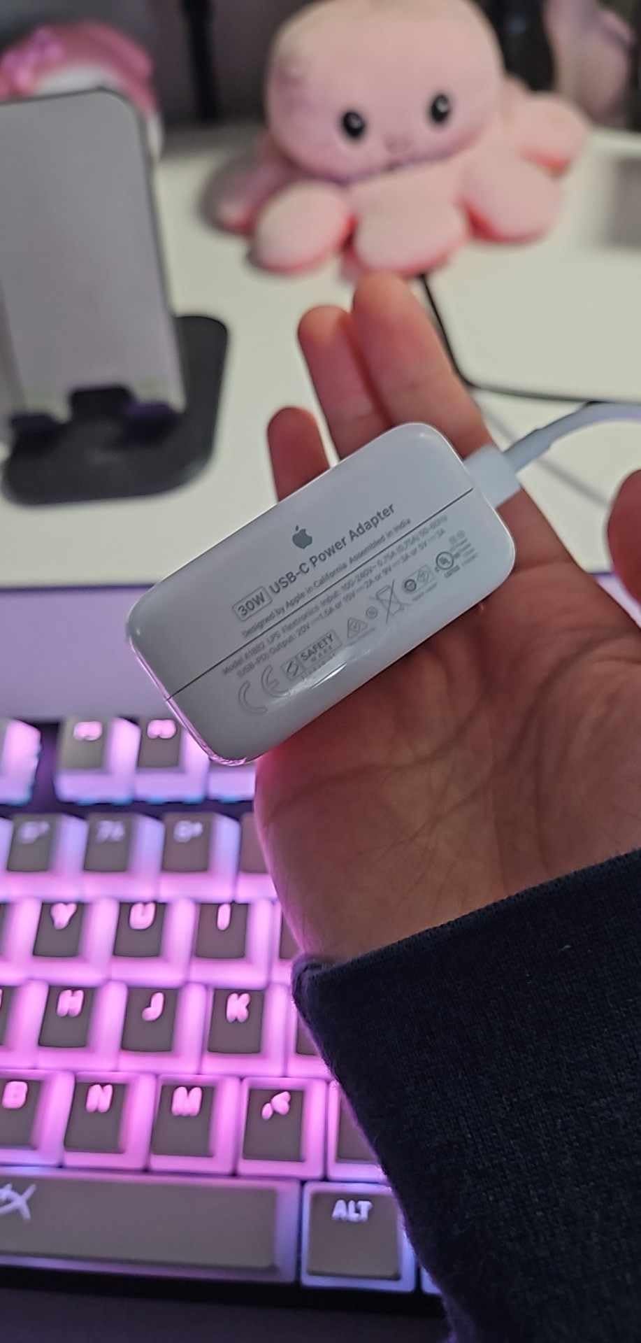 2020 Apple iPad Pro (12.9-inch, Wi-Fi, 256GB) - Space Gray (Renewed) customer photo 1