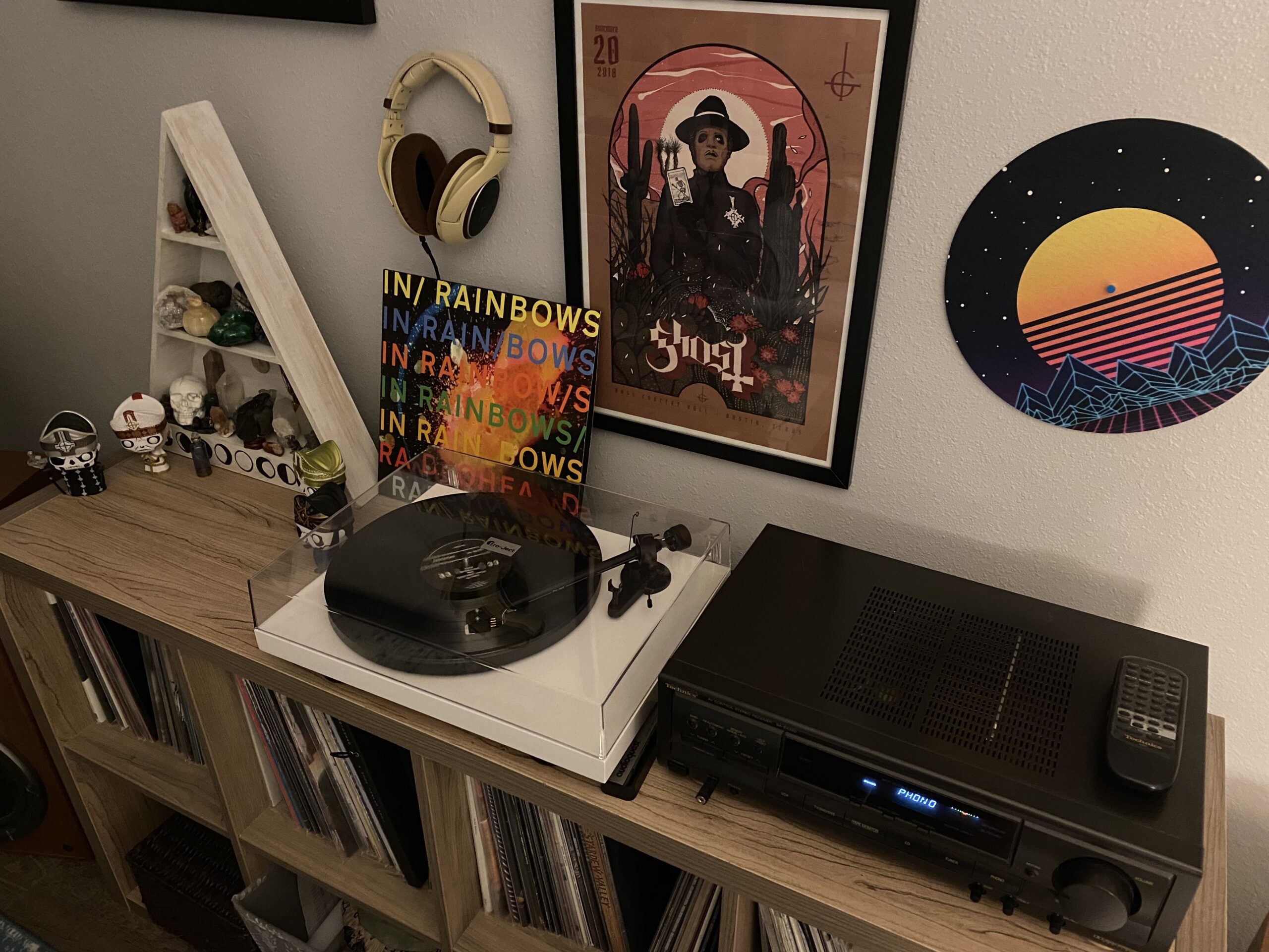 Pro-Ject Debut Carbon EVO Turntable with Sumiko Rainier Cartridge (Walnut) customer photo 2