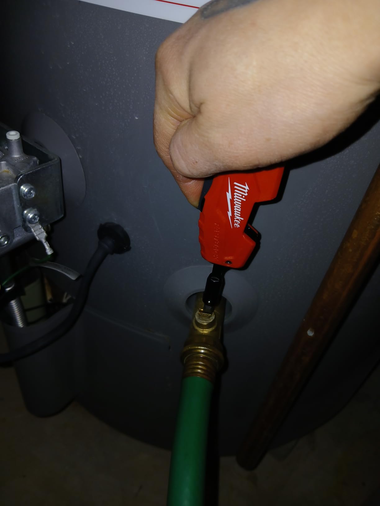 Milwaukee FASTBACK 6-in-1 Utility Knife with Belt Clip customer photo 2