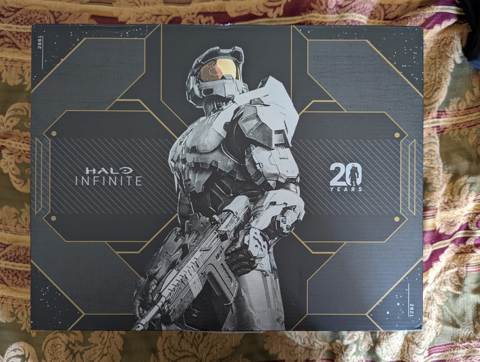 Xbox Series X - Halo Infinite Limited Edition Console Bundle customer photo 2