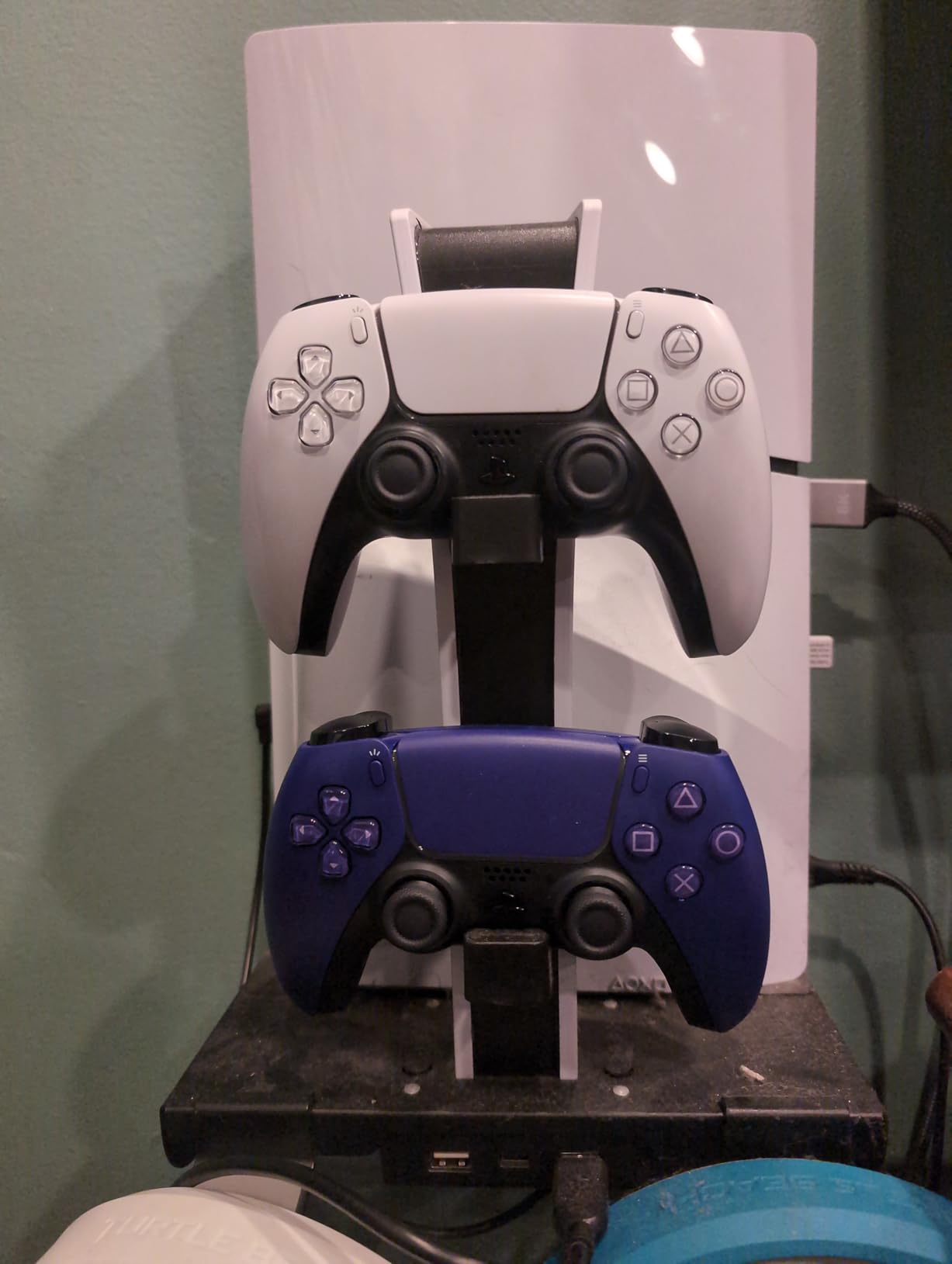 PlayStation DualSense Wireless Controller - Galactic Purple customer photo 2