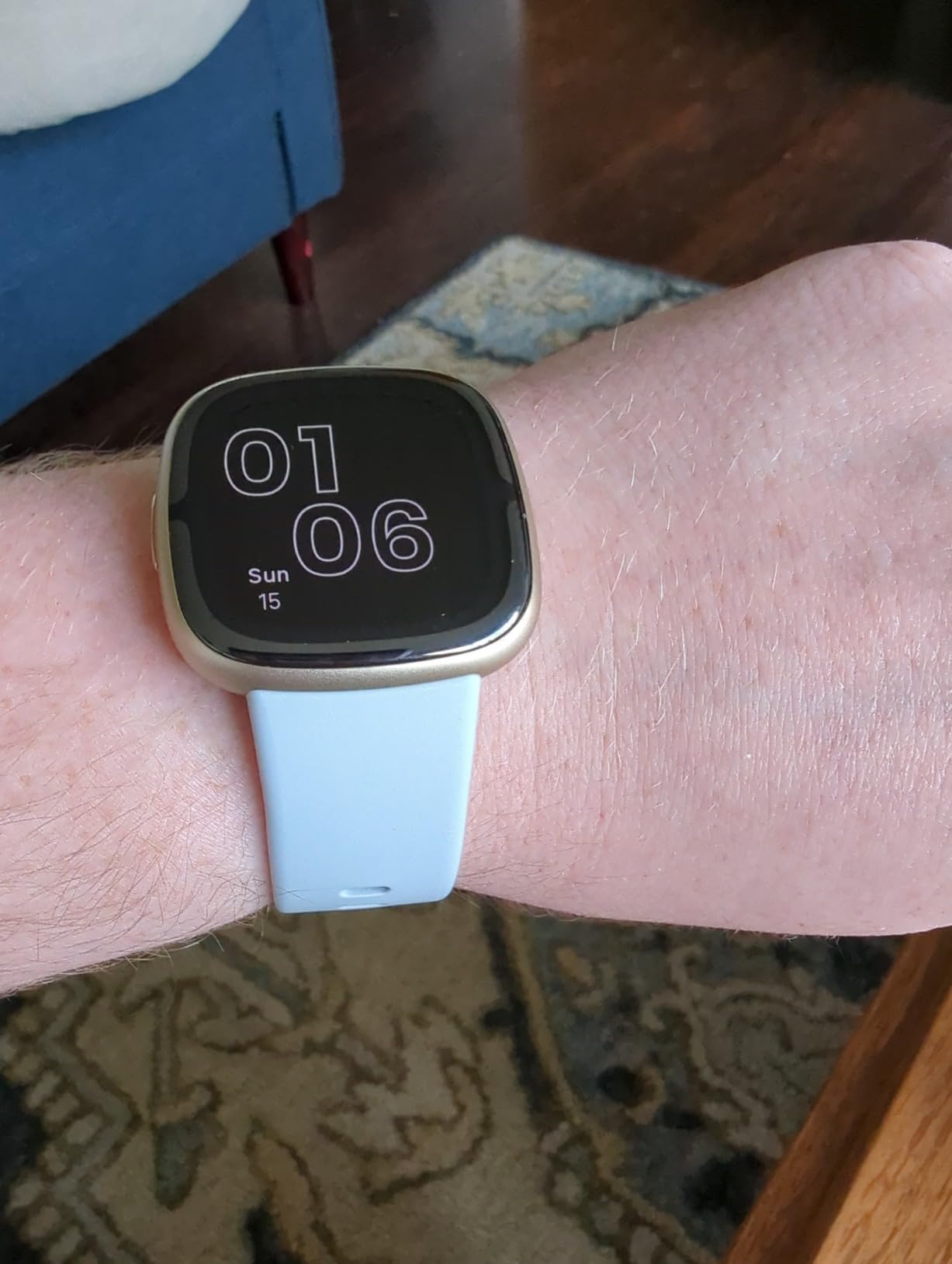 Fitbit Sense 2 Advanced Health and Fitness Smartwatch with Tools to Manage Stress and Sleep, ECG App, SpO2, 24/7 Heart Rate and GPS, Lunar White/Platinum, One Size (S & L Bands Included) customer photo 2