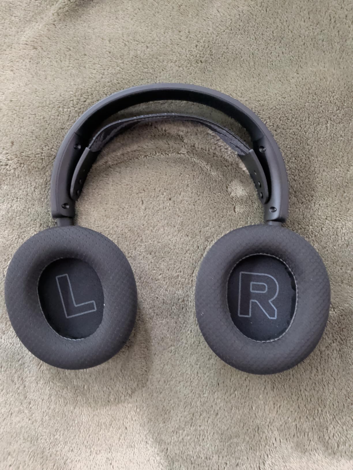 SteelSeries Arctis Nova 1 Multi-System Gaming Headset - Hi-Fi Drivers - 360 Spatial Audio - Comfort Design - Durable - Ultra Lightweight - Noise-Cancelling Mic - PC, PS5/PS4, Switch, Xbox - Black customer photo 2