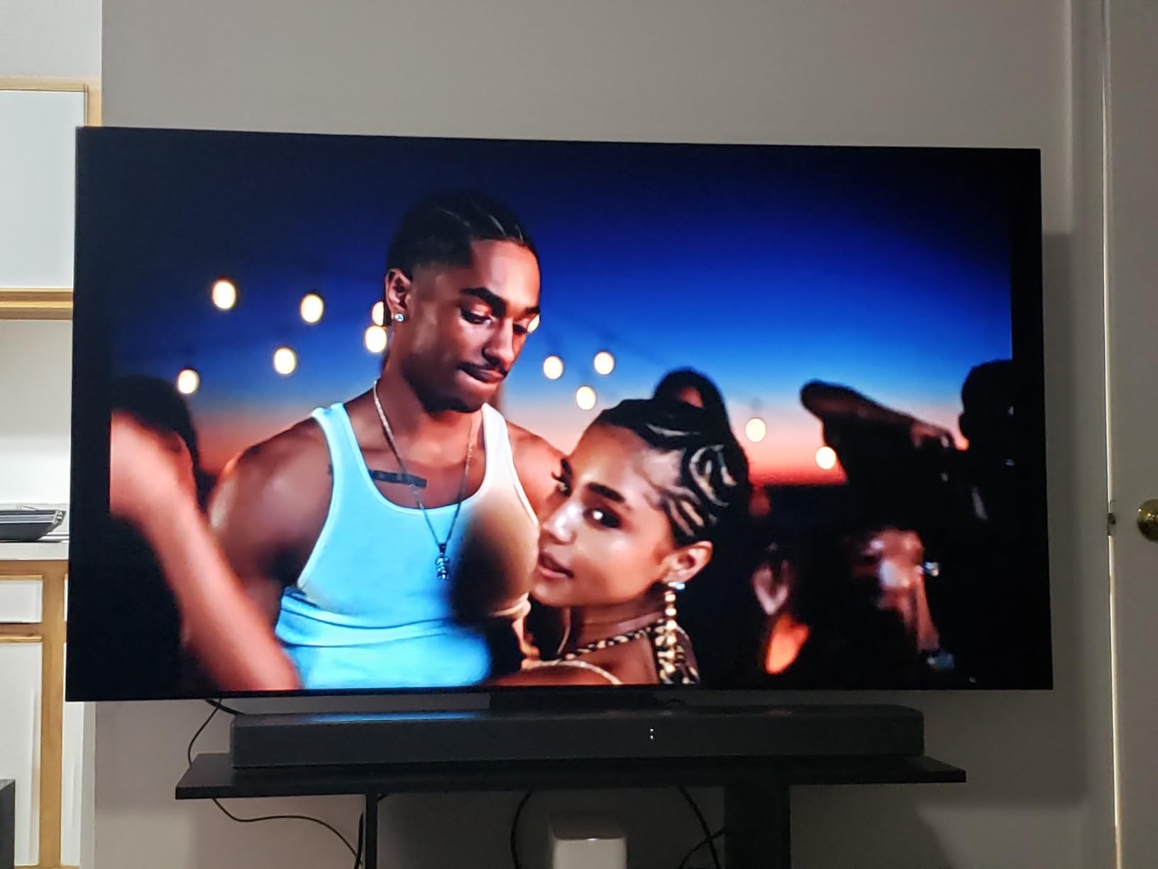 LG SC9S 3.1.3-Channel Perfect Matching Soundbar to the OLED evo C Series TV, Dolby Atmos, WOW Orchestra, WOWCAST Built-in with Wireless Dolby Atmos, Rear Speaker Ready, Wireless Subwoofer (2024 Model) customer photo 2