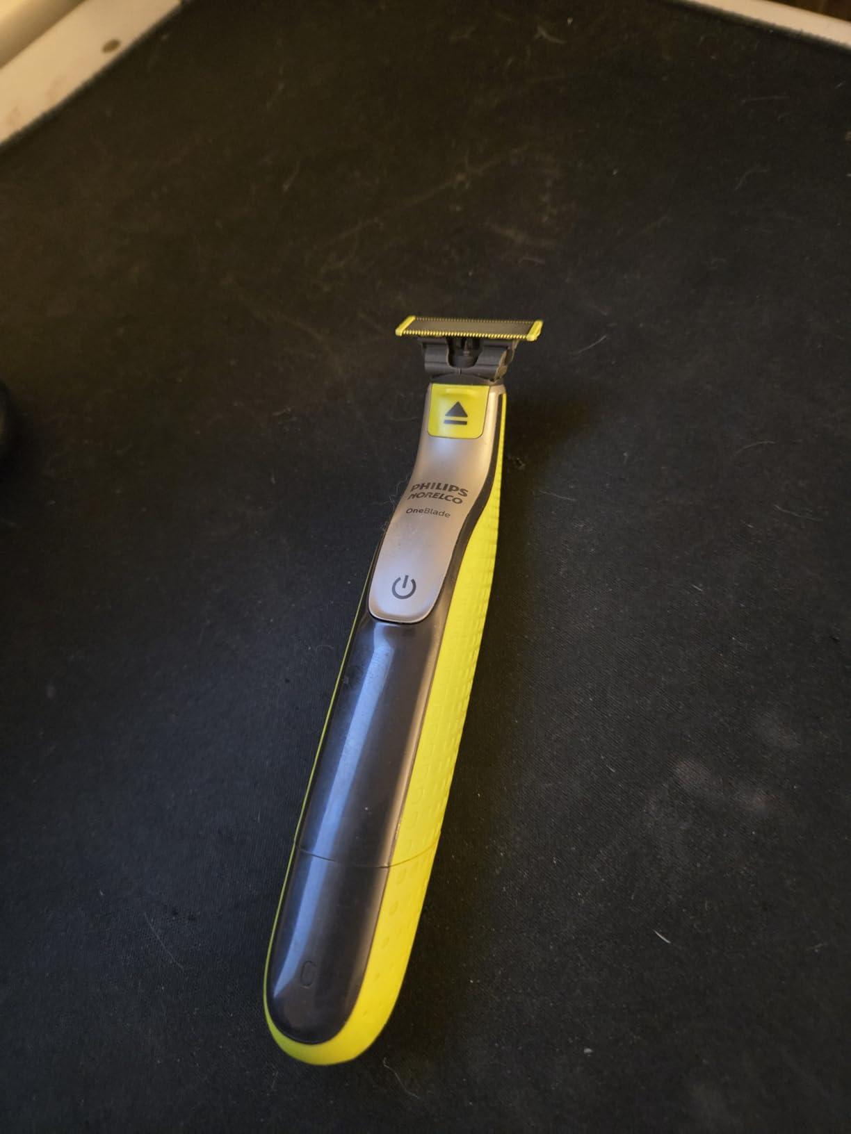 Philips Norelco for Face + Body, Electric Beard Trimmer, Shaver and Groomer, 5in1 Adjustable Comb, 1x Body Kit, Model QP2834/70, Black/Lime Green customer photo 1