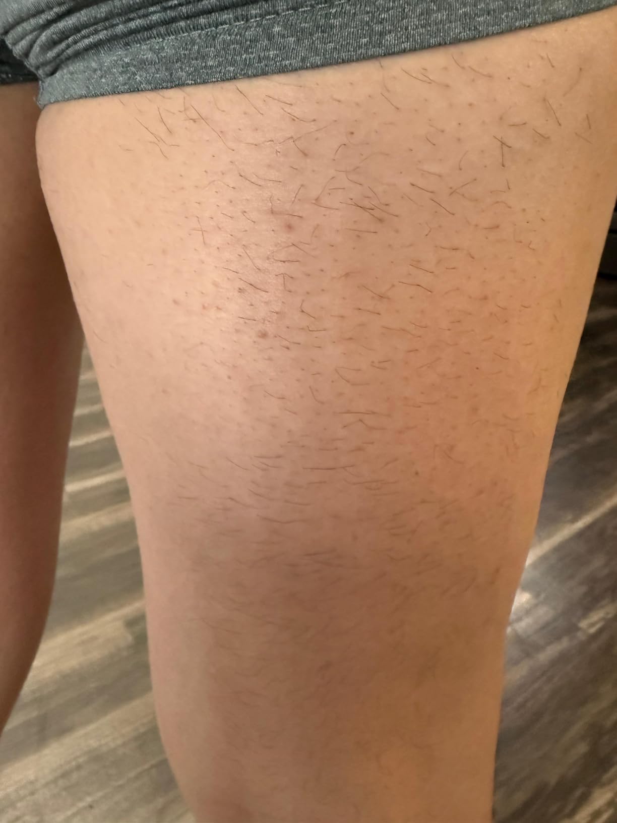 Philips Norelco One 360 Hybrid Face, Electric Beard Trimmer and Shaver, with 360 Technology, 1x 360 for Face, 5in1 Adjustable Comb, Model QP2724/90 customer photo 2