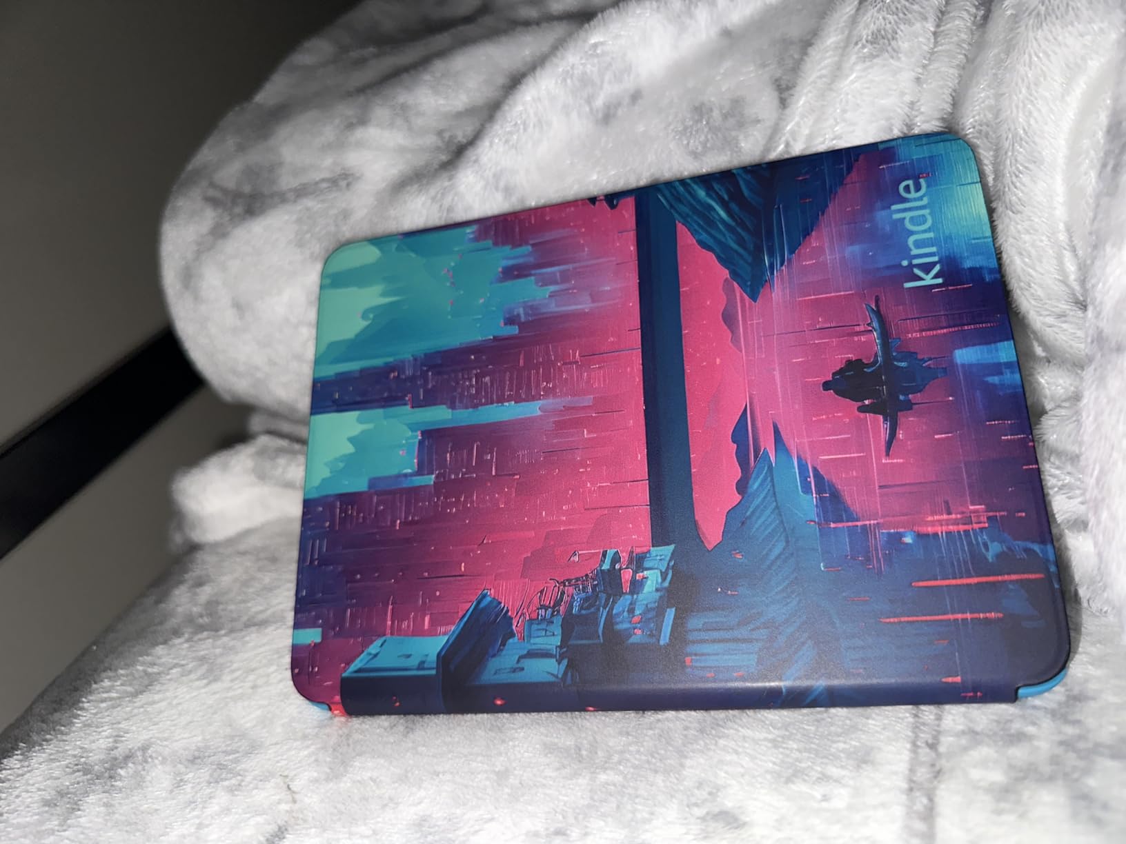 Kindle Paperwhite Kids 16GB (newest model) - larger 7