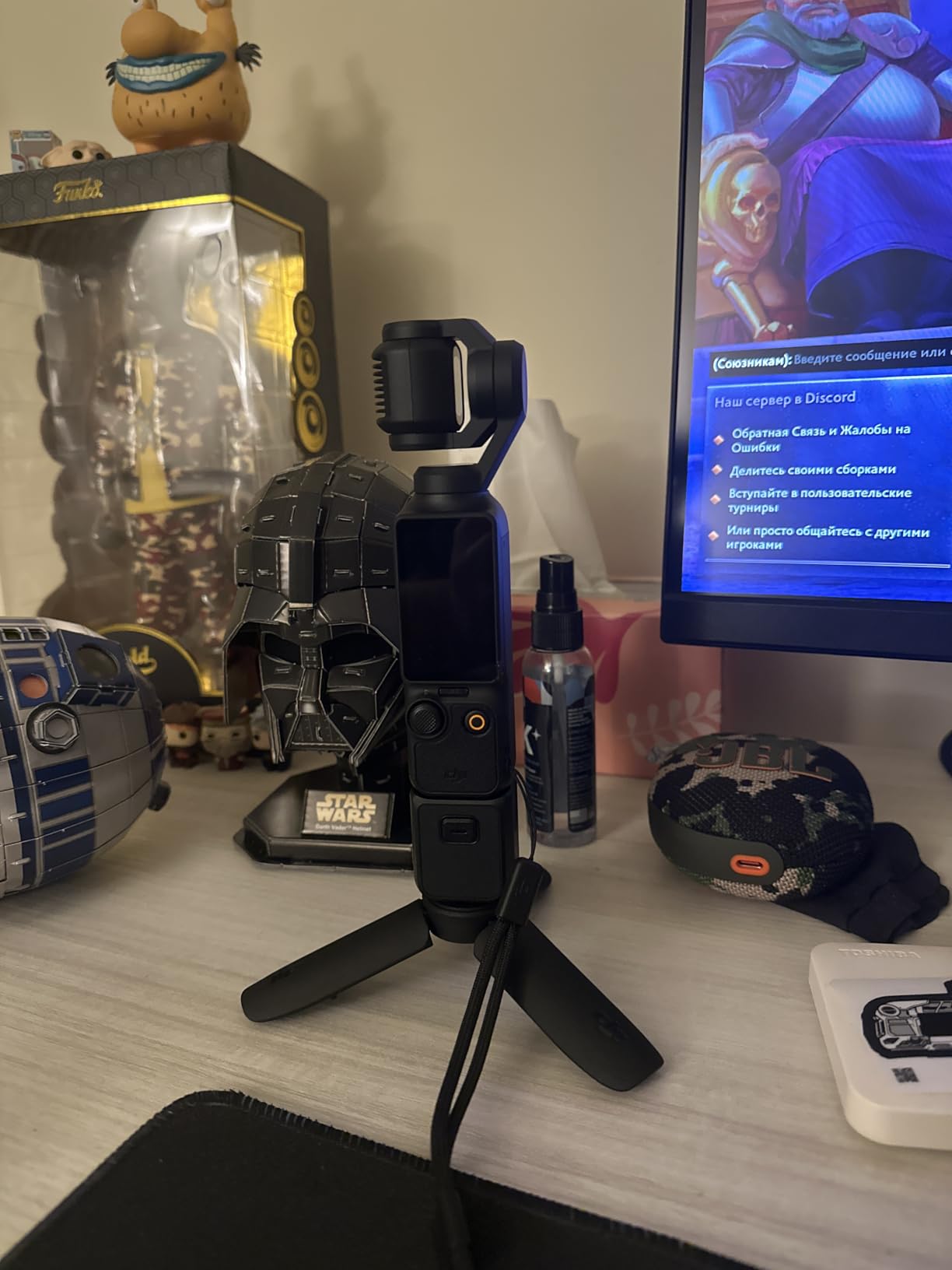 Osmo Pocket 3 Creator Combo, 1'' CMOS, 4K Resolution/120fps Vlog Camera, 3-Axis Stabilization, Face/Object Tracking, Mic Included for Clear Sound, Digital Camera for YouTube customer photo 1