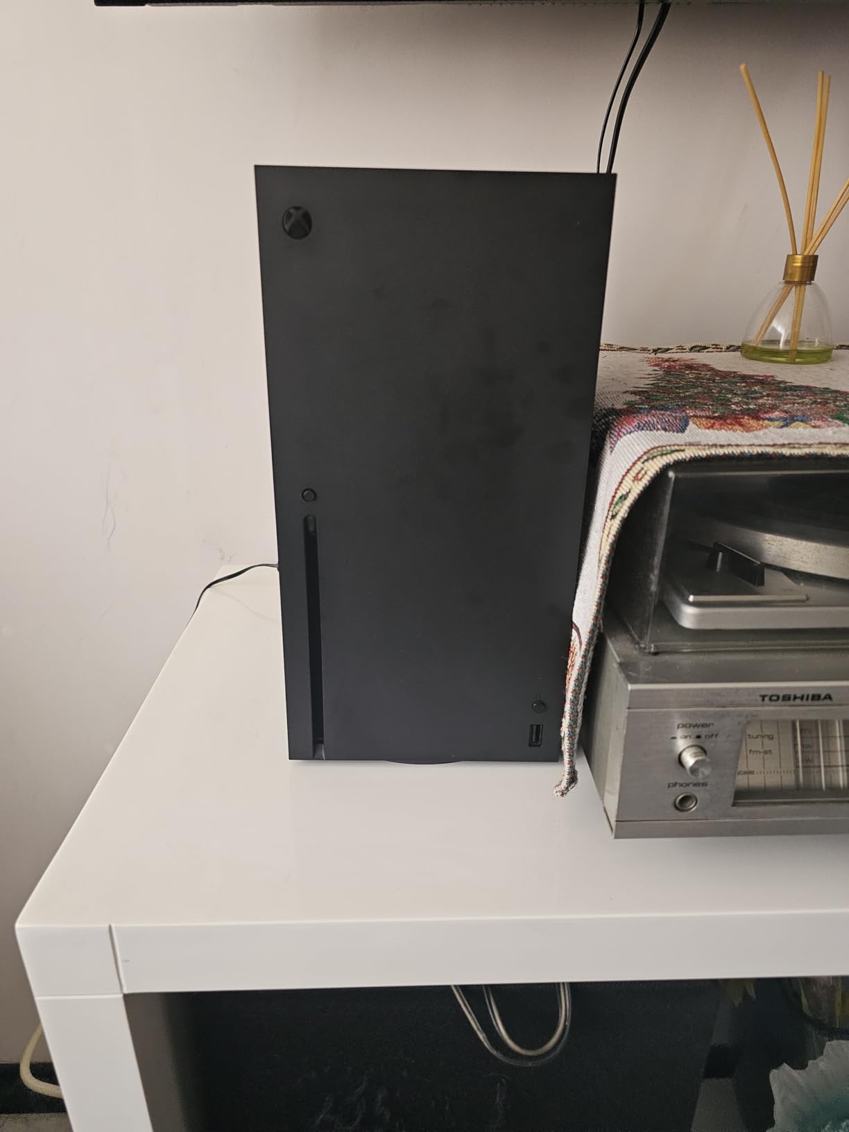 Xbox Series X Console (Renewed) customer photo 2