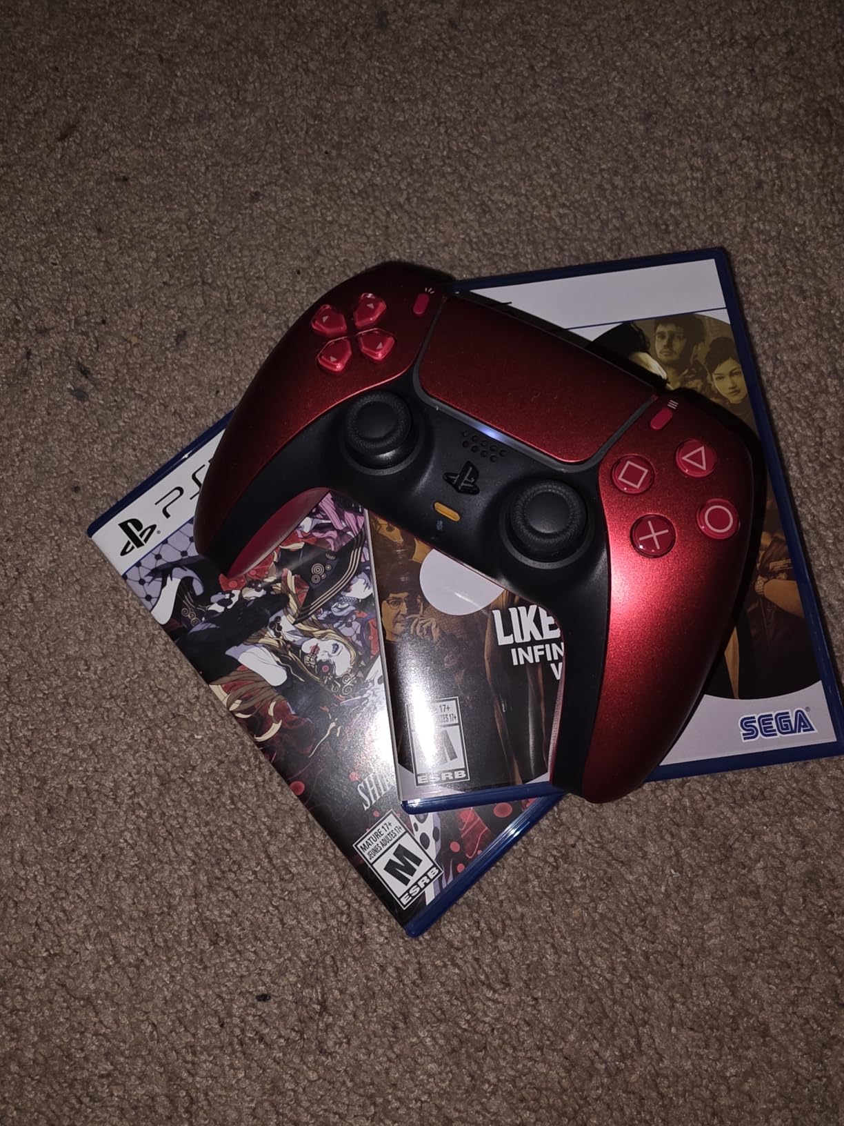 PlayStation DualSense Wireless Controller - Volcanic Red customer photo 2