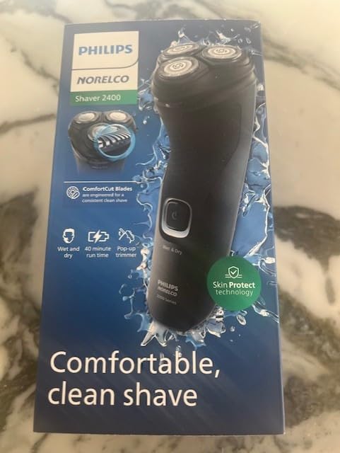 Philips Norelco Shaver 2400 Series, Wet and Dry Electric Shaver, Pop-up Trimmer, P-Cap, Deep Black, Model X3001/90 customer photo 1