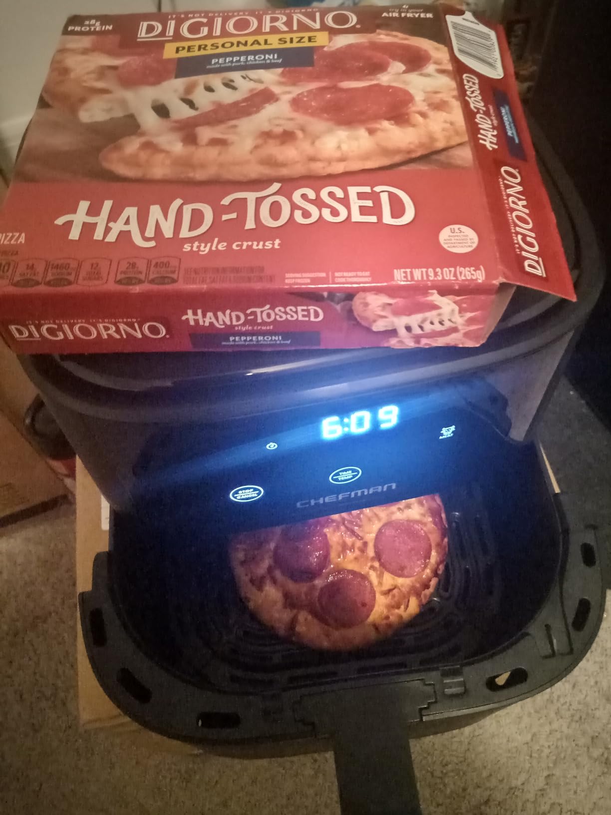 Chefman Air Fryer - 6 QT Compact Airfryer for Quick & Easy Meals in Minutes, Features Hi-Fry Technology for Extra Crisp, Touchscreen Controls with 4 Presets, Nonstick & Dishwasher Safe Basket - Black customer photo 1