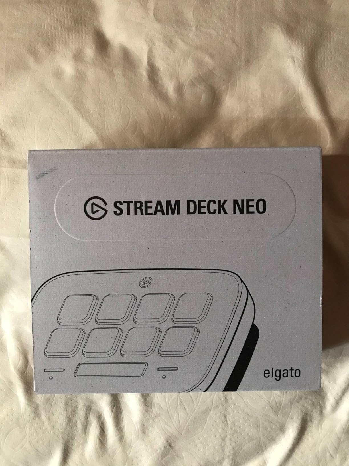 Elgato Stream Deck Neo - 8 Customizable Keys, 2 Touch Points, Speed Through Tasks & Workflows - Control Word, Excel, PowerPoint, Teams, Zoom, Spotify and More, Drag-'n-Drop Setup - Works with Mac & PC customer photo 2