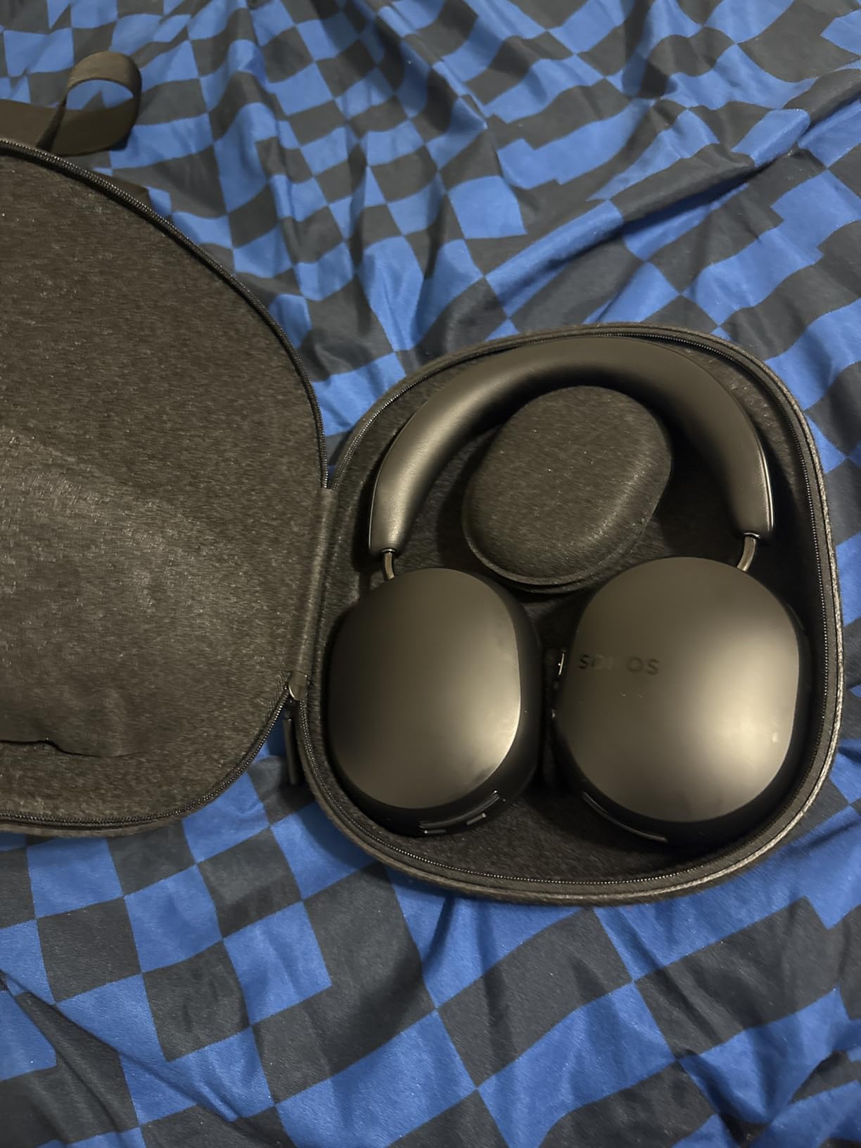 Sonos Ace - Noise Cancelling Wireless Over-Ear Headphones with Bluetooth, 30-Hour Battery Life, Spatial Audio, Dolby Atmos, Dynamic Head Tracking - White customer photo 1