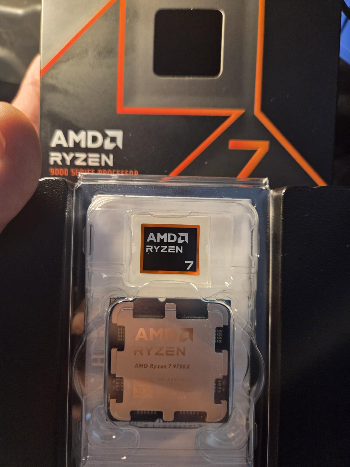 AMD Ryzen™ 7 9700X 8-Core, 16-Thread Unlocked Desktop Processor customer photo 1