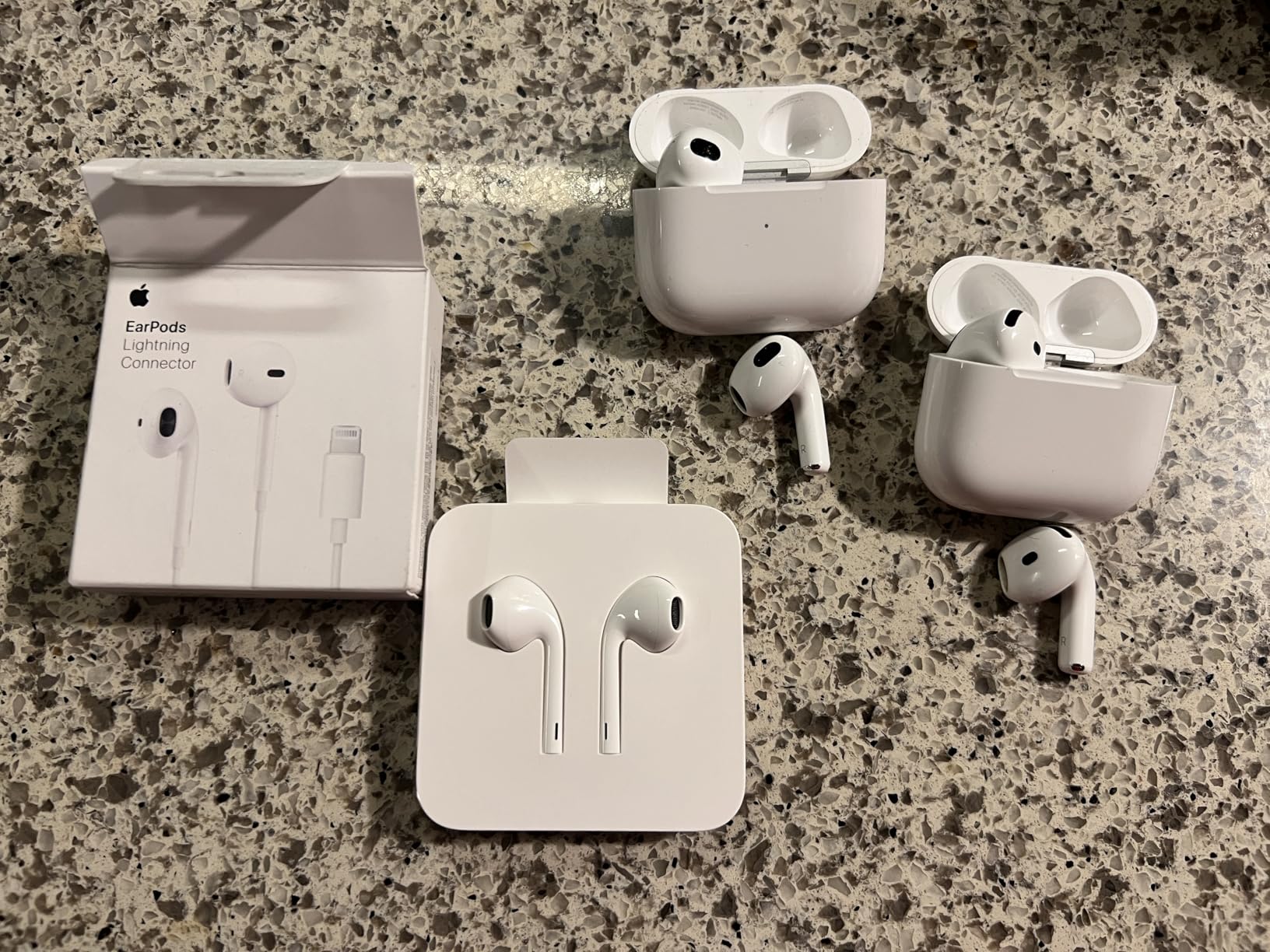 Apple EarPods Headphones with Lightning Connector, Wired Ear Buds for iPhone with Built-in Remote to Control Music, Phone Calls, and Volume customer photo 2