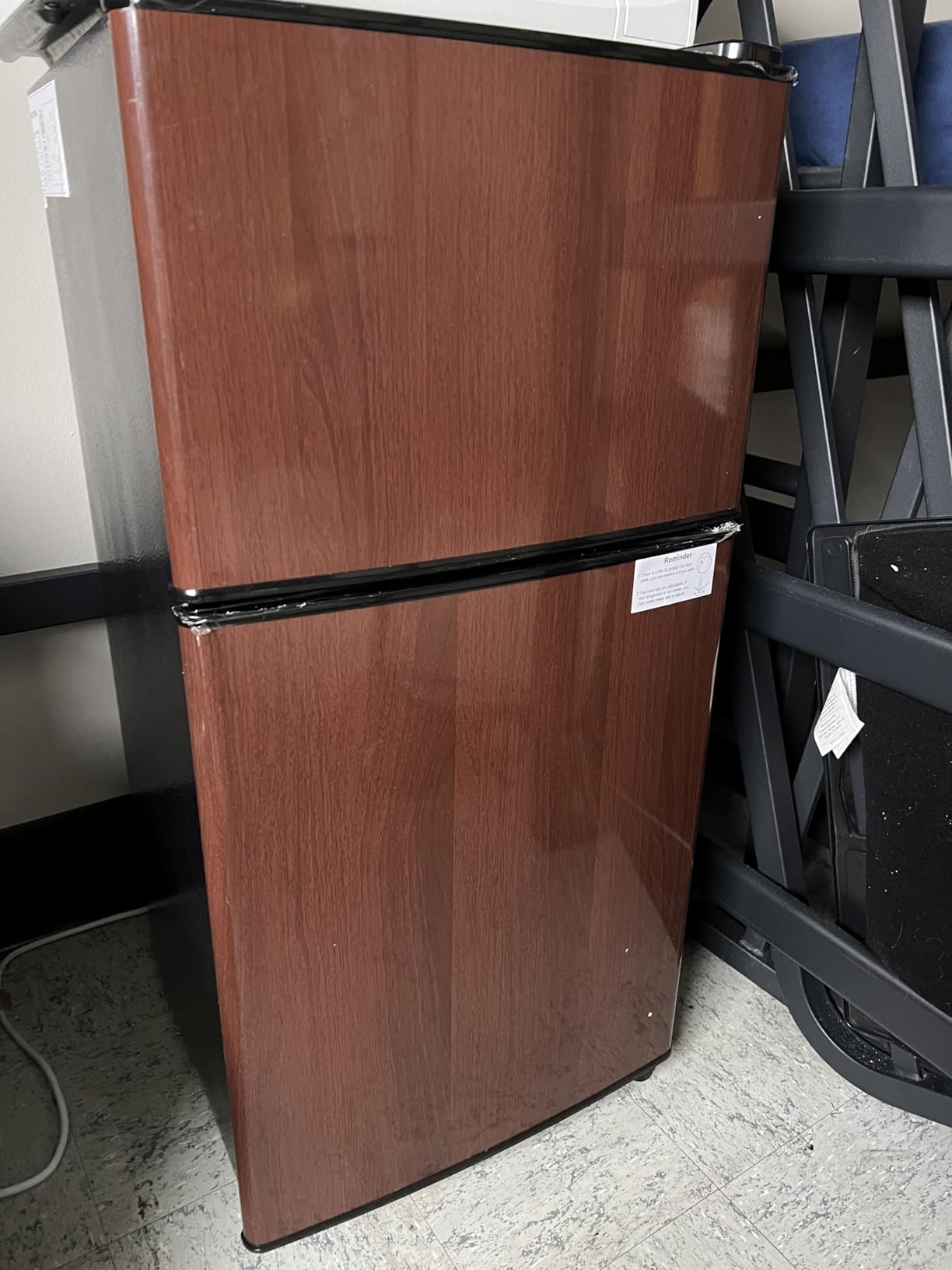 8.5 cu.ft Dual-Door Apartment Refrigerator with Freezer and Adjustable Thermostat - Slide-Out Glass Shelves for Dorms, Offices, RVs, and Homes customer photo 2