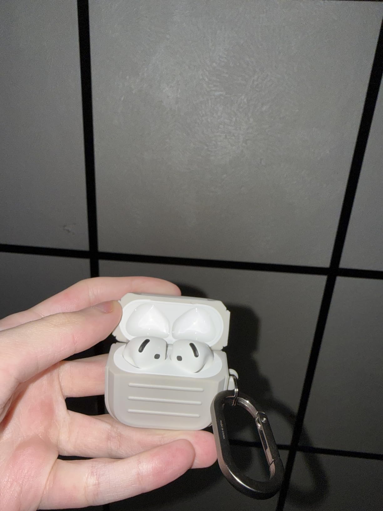 Apple AirPods 4 Wireless Earbuds, Bluetooth Headphones, Personalized Spatial Audio, Sweat and Water Resistant, USB-C Charging Case, H2 Chip, Up to 30 Hours of Battery Life, Effortless Setup for iPhone customer photo 1