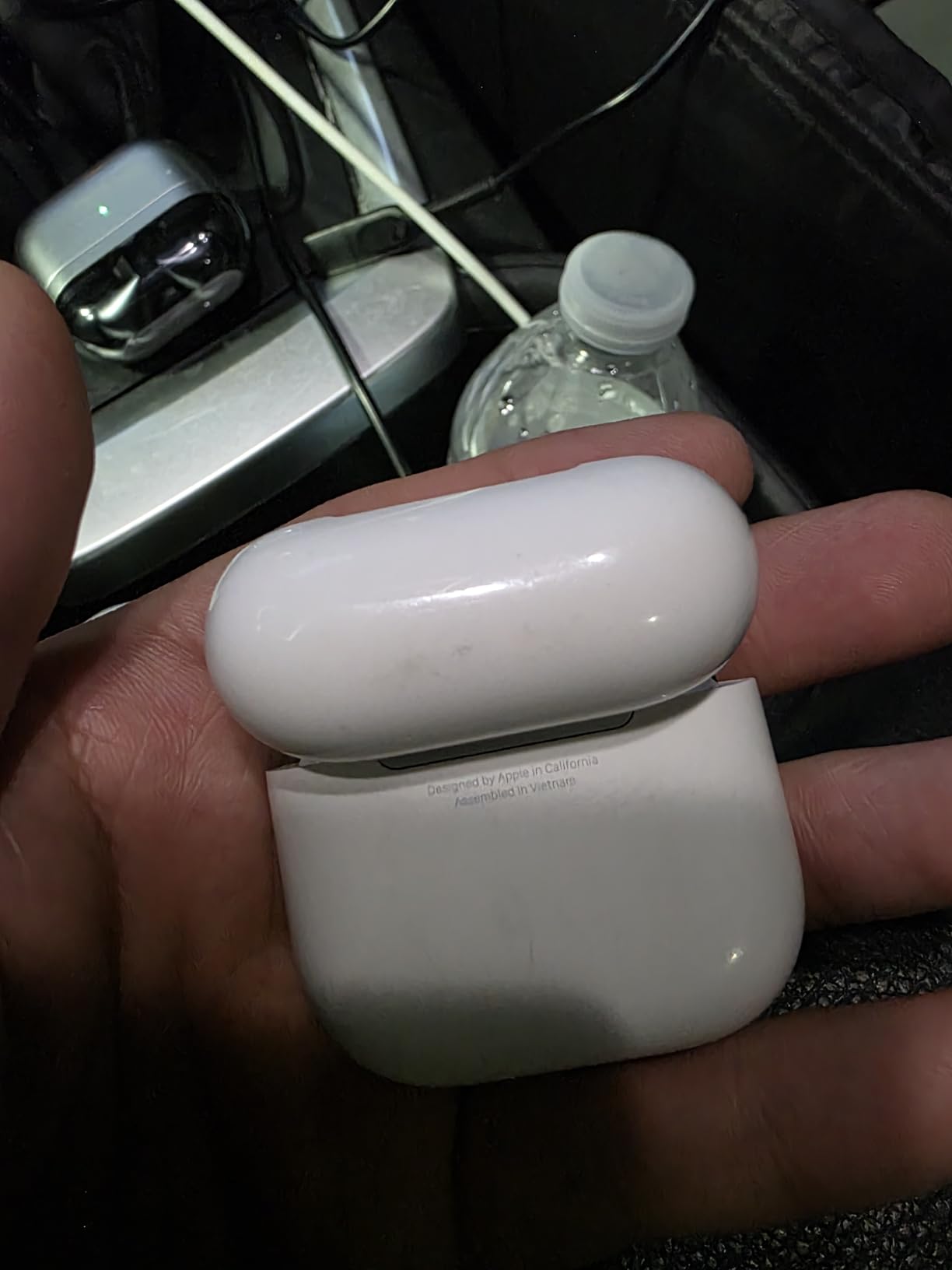 Apple AirPods 4 Wireless Earbuds, Bluetooth Headphones, Personalized Spatial Audio, Sweat and Water Resistant, USB-C Charging Case, H2 Chip, Up to 30 Hours of Battery Life, Effortless Setup for iPhone customer photo 2