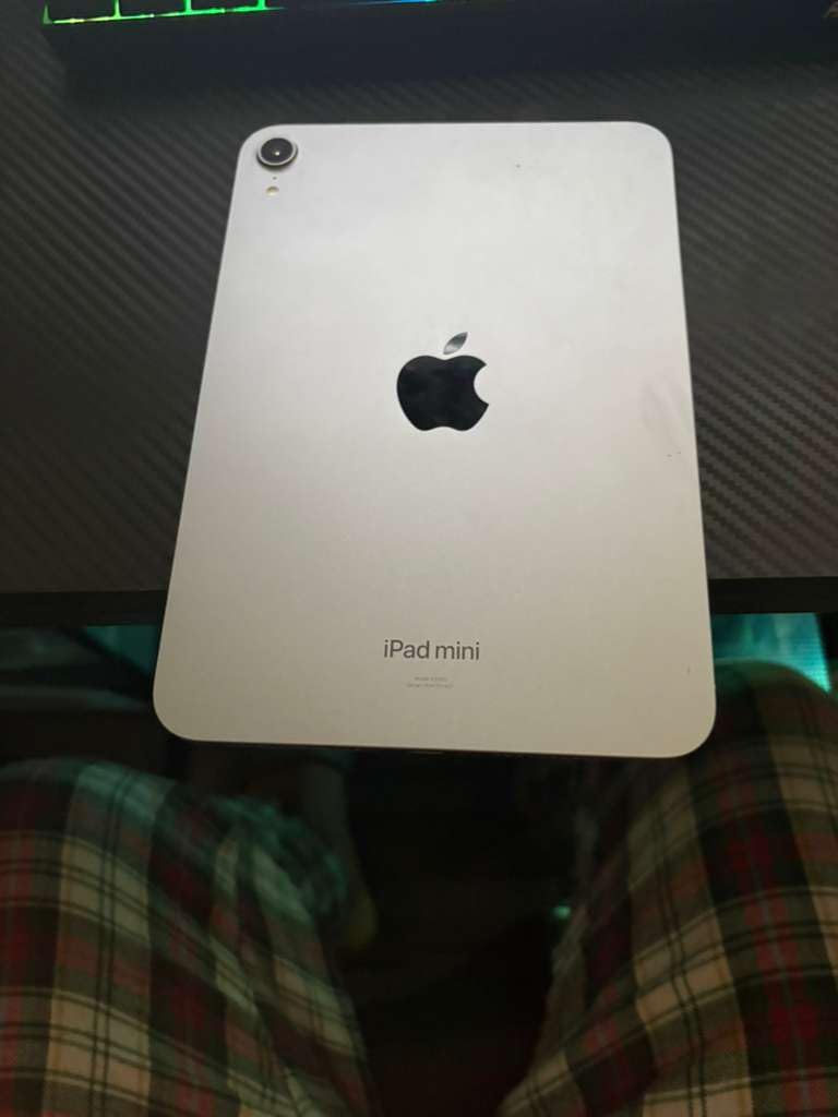 Apple iPad mini (A17 Pro): Apple Intelligence, 8.3-inch Liquid Retina Display, 128GB, Wi-Fi 6E, 12MP Front/12MP Back Camera, Touch ID, All-Day Battery Life - Blue customer photo 1