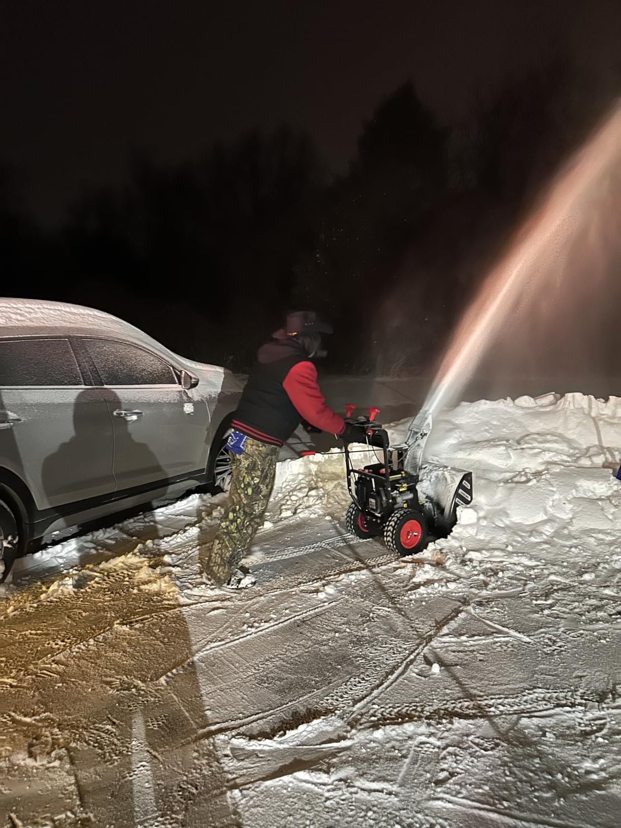 24-Inch Gas Snow Blower with 212cc 4-Cycle OHV Engine, Recoil Start, 40Ft Snow Throwing for Decks, Driveways, and Sidewalks customer photo 1