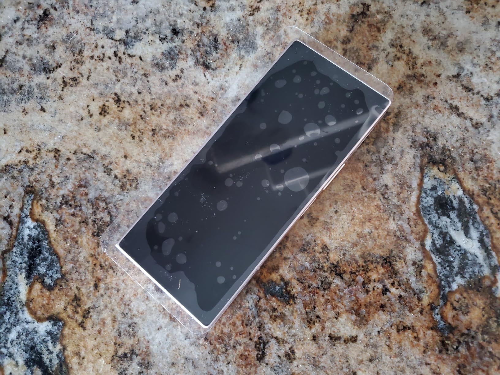 Samsung Galaxy Z Fold 6 AI Cell Phone, 256GB Unlocked Silver Shadow (Renewed) customer photo 2