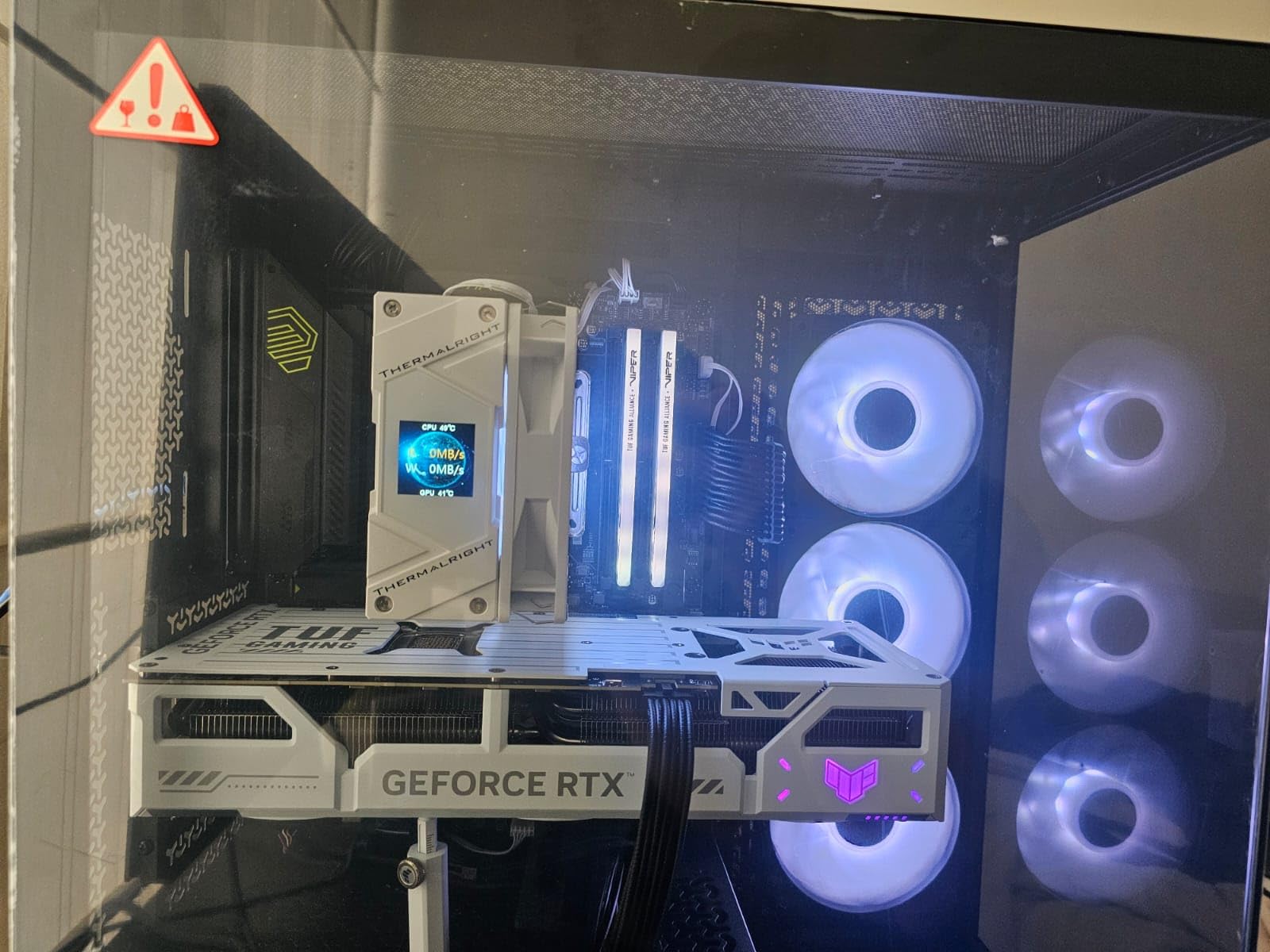 MSI MAG B850 Tomahawk MAX WiFi Motherboard, ATX - Supports AMD Ryzen 9000/8000 / 7000 Processors, AM5-80A SPS VRM, DDR5 Memory Boost 8400+ MT/s (OC), PCIe 5.0 x16, M.2 Gen5, Wi-Fi 7, 5G LAN customer photo 1