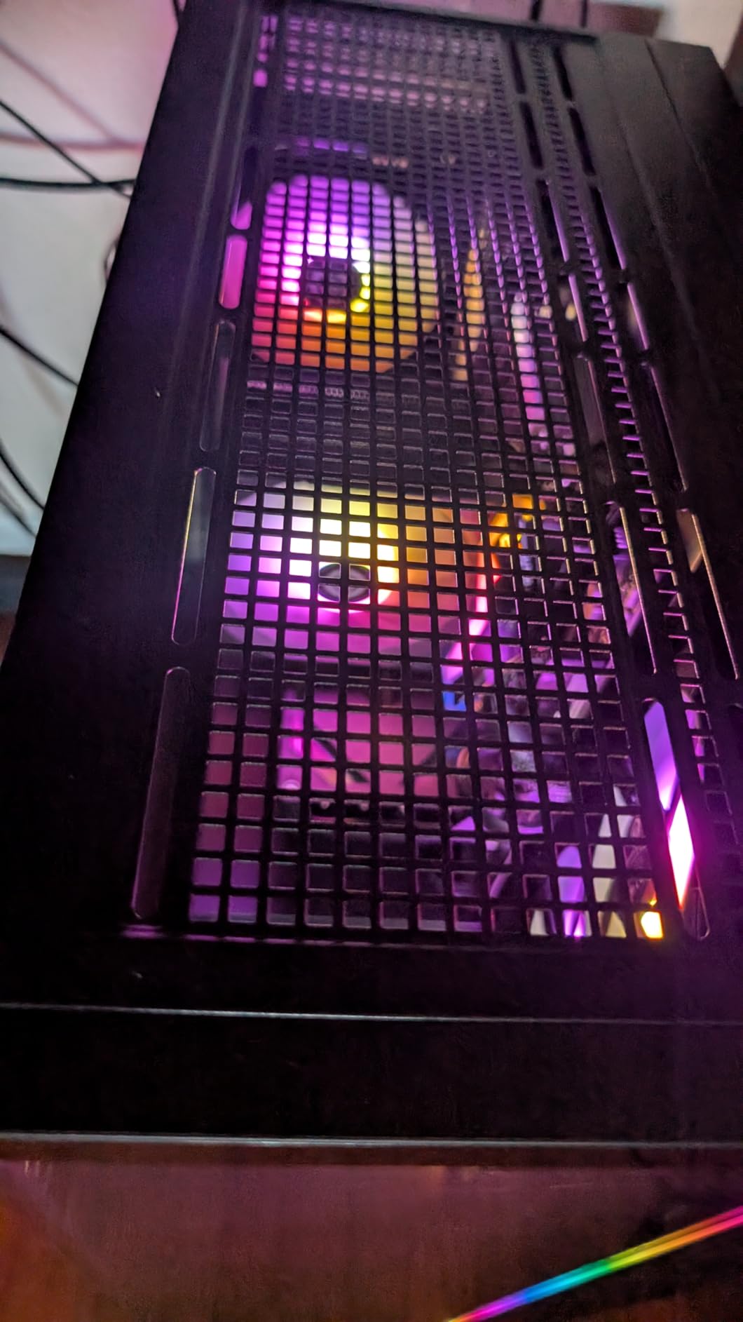 CyberPowerPC Gamer Master Gaming PC, AMD Ryzen 7 8700F 4.1GHz, GeForce RTX 5060 Ti 8GB, 16GB DDR5, 1TB PCIe 4.0 SSD, WiFi Ready & Windows 11 Home (GMA2900A2) customer photo 1