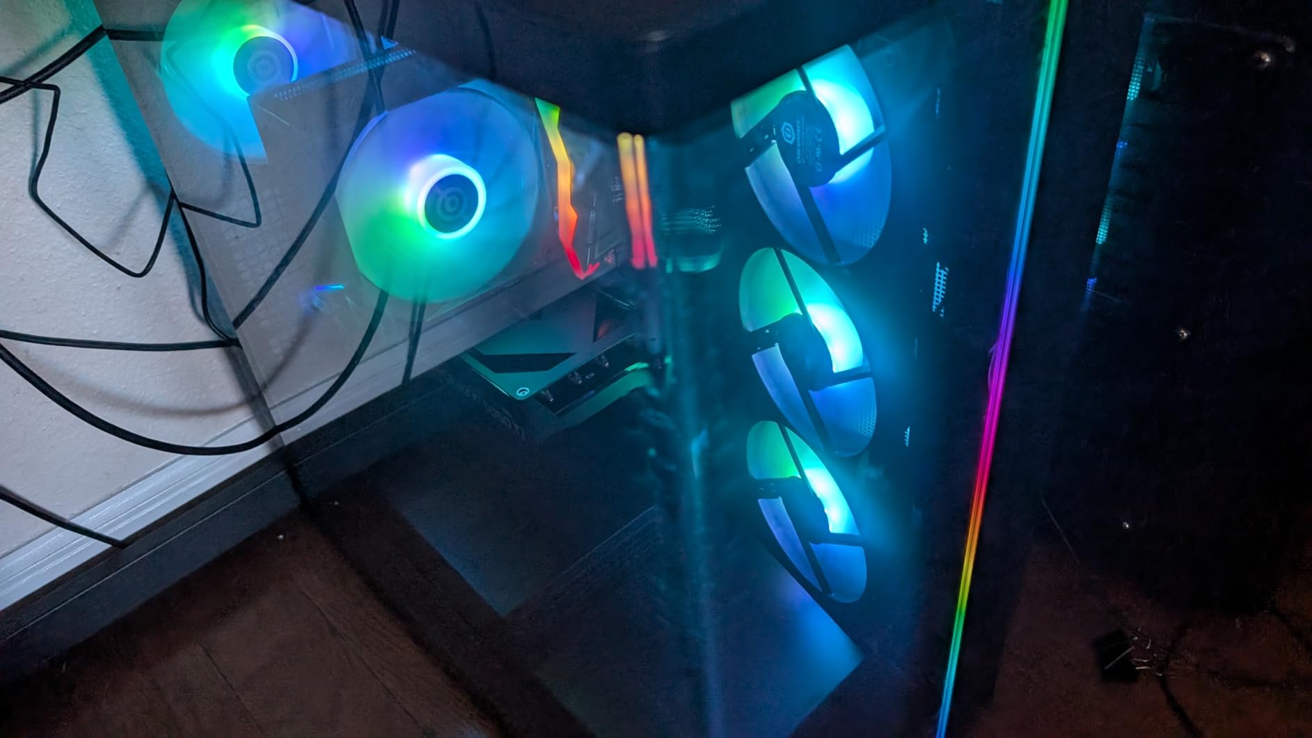 CyberPowerPC Gamer Master Gaming PC, AMD Ryzen 7 8700F 4.1GHz, GeForce RTX 5060 Ti 8GB, 16GB DDR5, 1TB PCIe 4.0 SSD, WiFi Ready & Windows 11 Home (GMA2900A2) customer photo 2