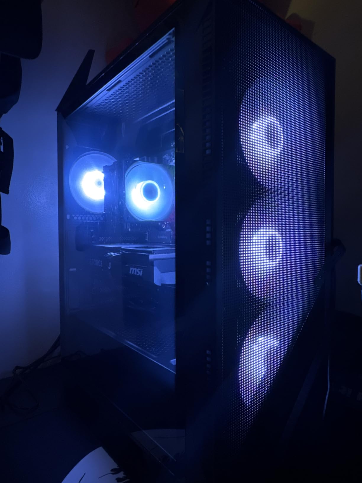 msi Codex Z2 Gaming Desktop: AMD R7-8700F, GeForce RTX 5070, 32GB DDR5, 2TB m.2 NVMe SSD, USB Type-C, VR-Ready, Windows 11 Home : A8NVP-436US customer photo 2