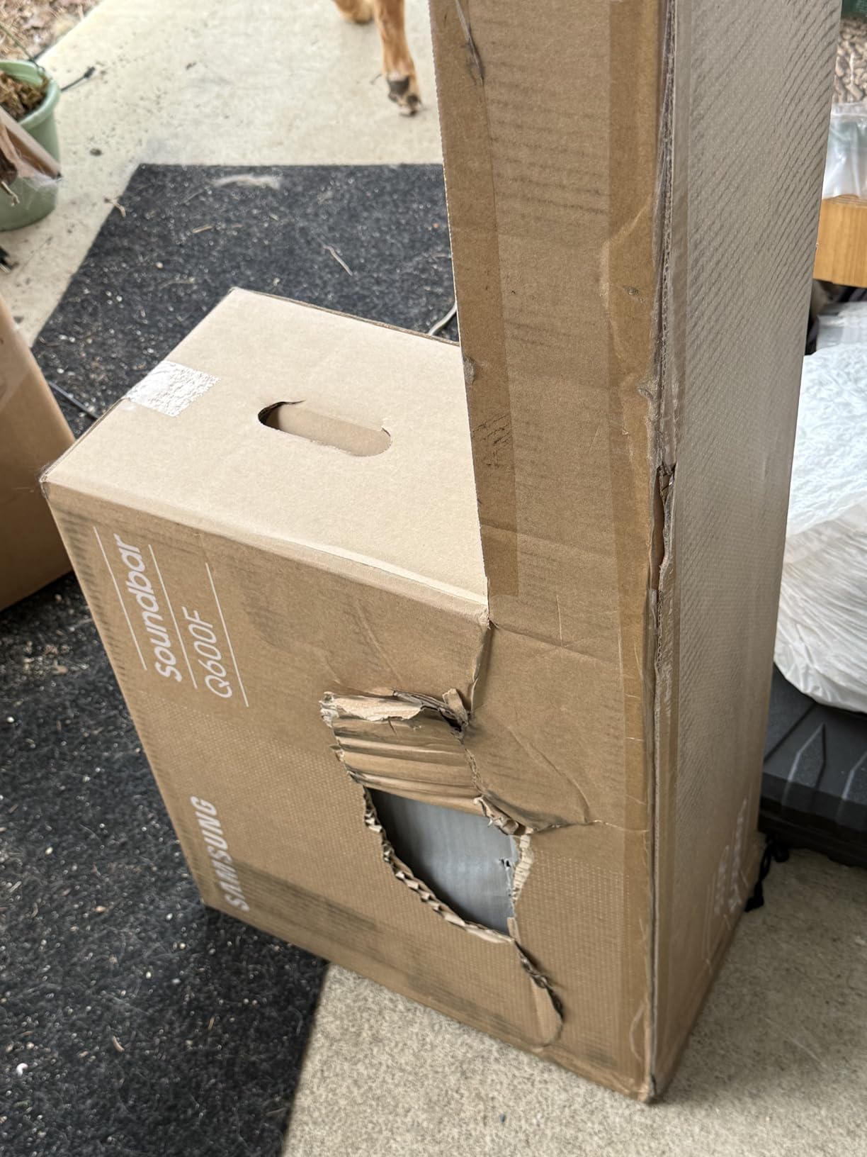 Samsung Q800F 5.1.2ch Q Series Soundbar and Subwoofer | Wireless Dolby Atmos | Q-Symphony | Game Mode Pro | Smart Integration customer photo 1