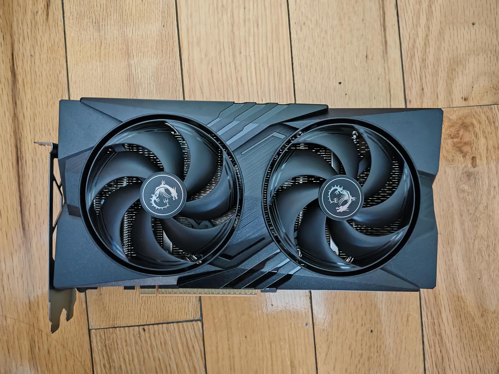 msi Gaming RTX 5060 8G Gaming OC Graphics Card (8GB GDDR7,128-bit, Extreme Performance: 2640 MHz, DisplayPort x3 2.1a, HDMI 2.1b, NVIDIA Blackwell Architecture) customer photo 2