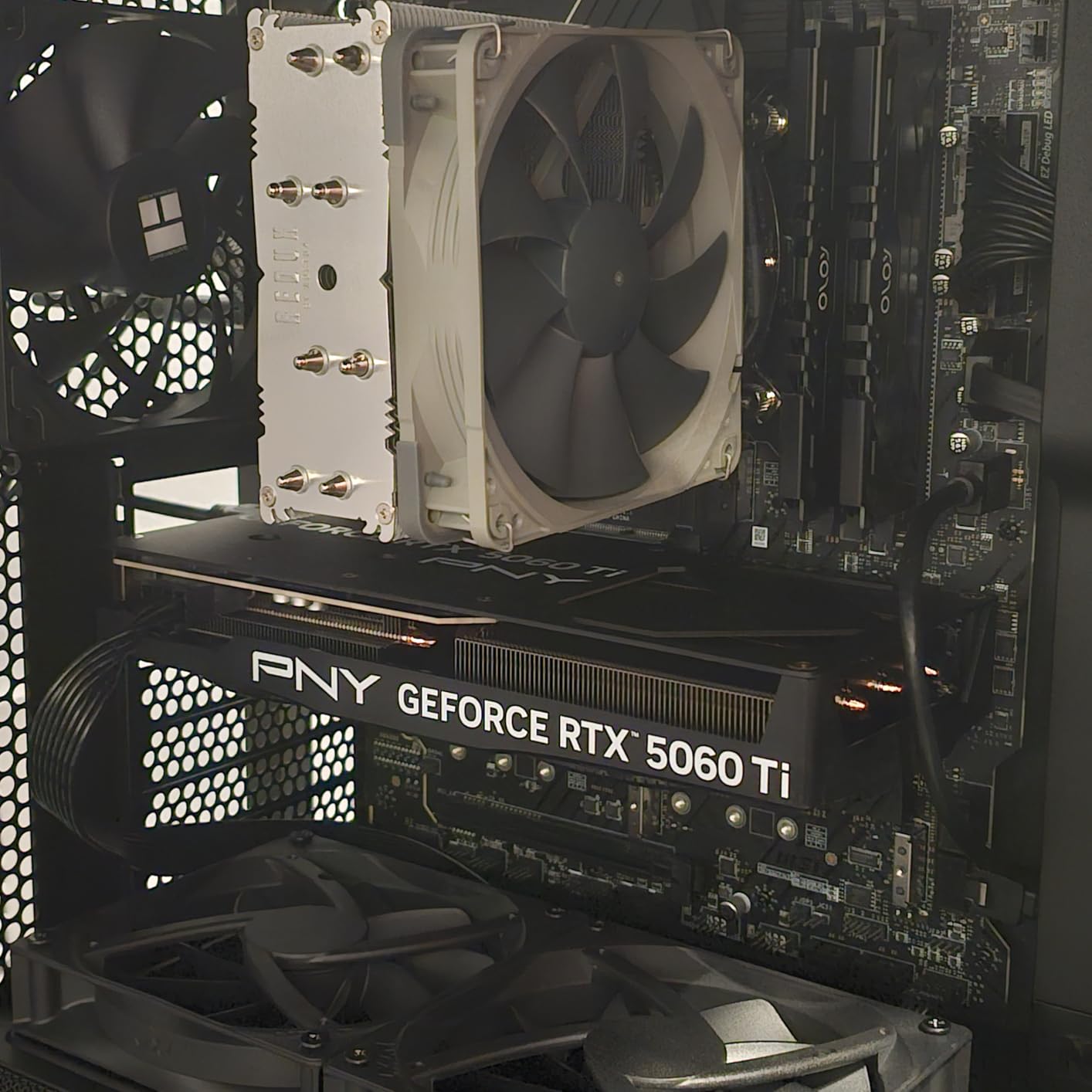 PNY NVIDIA GeForce RTX 5060 Ti Epic-X ARGB OC Triple Fan, Graphics Card (8GB GDDR7, 128-bit, Boost Speed: 2692 MHz, SFF-Ready, PCIe 5.0, HDMI/DP 2.1, 2-Slot, NVIDIA Blackwell Architecture, DLSS 4) customer photo 2