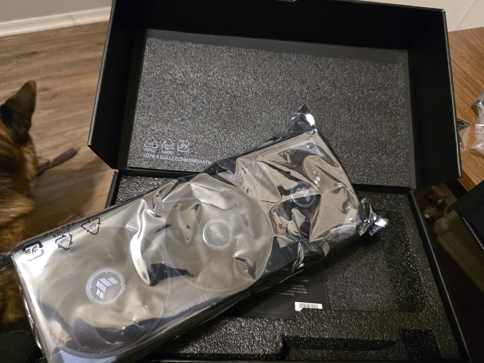 ASUS ROG Strix GeForce RTX 5070 OC Edition 12GB GDDR7 Graphics Card customer photo 2