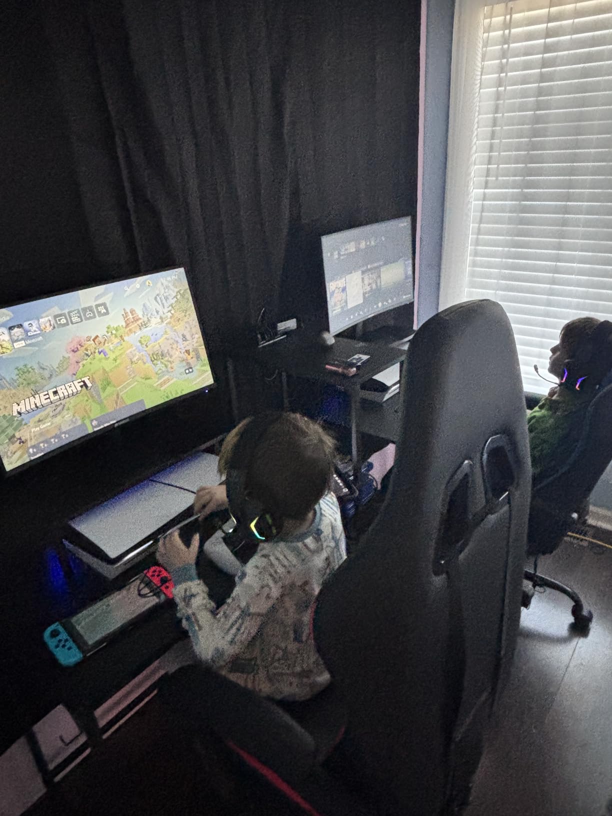 SANSUI 24 Inch Curved 160Hz Gaming Monitor,1500R Curved Gaming Monitor FHD 1080P Computer Monitor,MPRT 1ms Fast VA Display,Freesync,HDR,3000:1, HDMI2.0,DP1.4, VESA Support customer photo 1